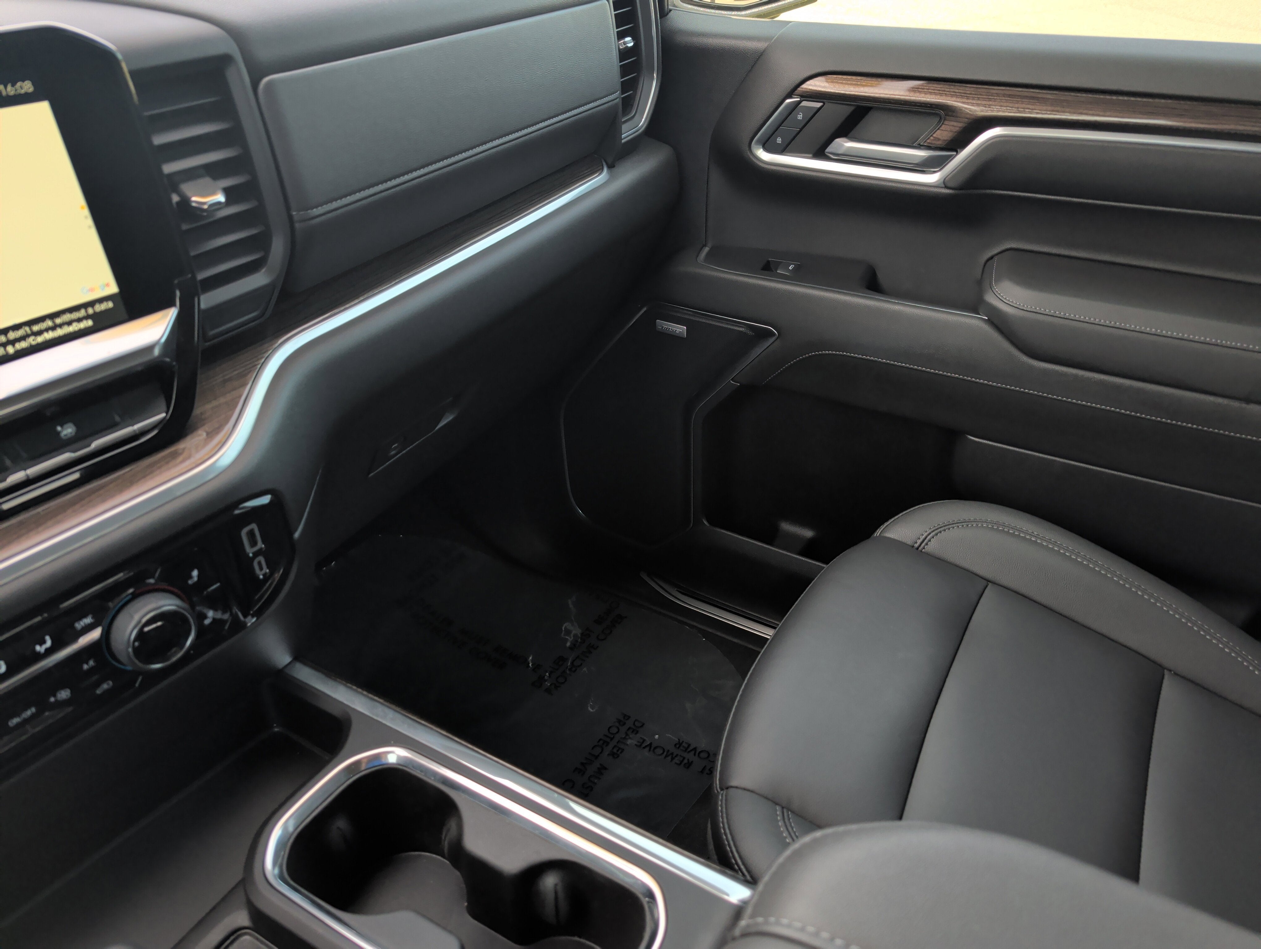 2024 Chevrolet Silverado 1500 4WD Crew Cab Short Bed RST