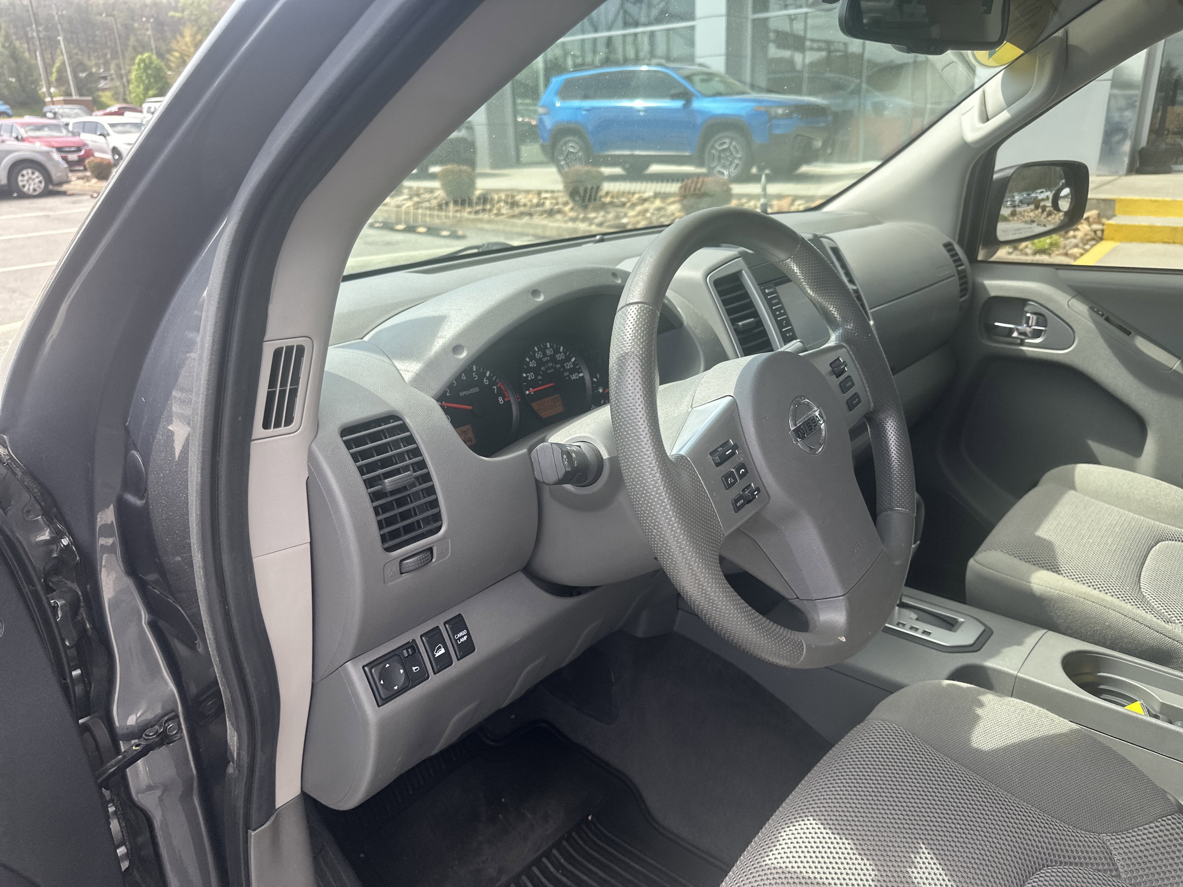 2021 Nissan Frontier Crew Cab SV 4x4
