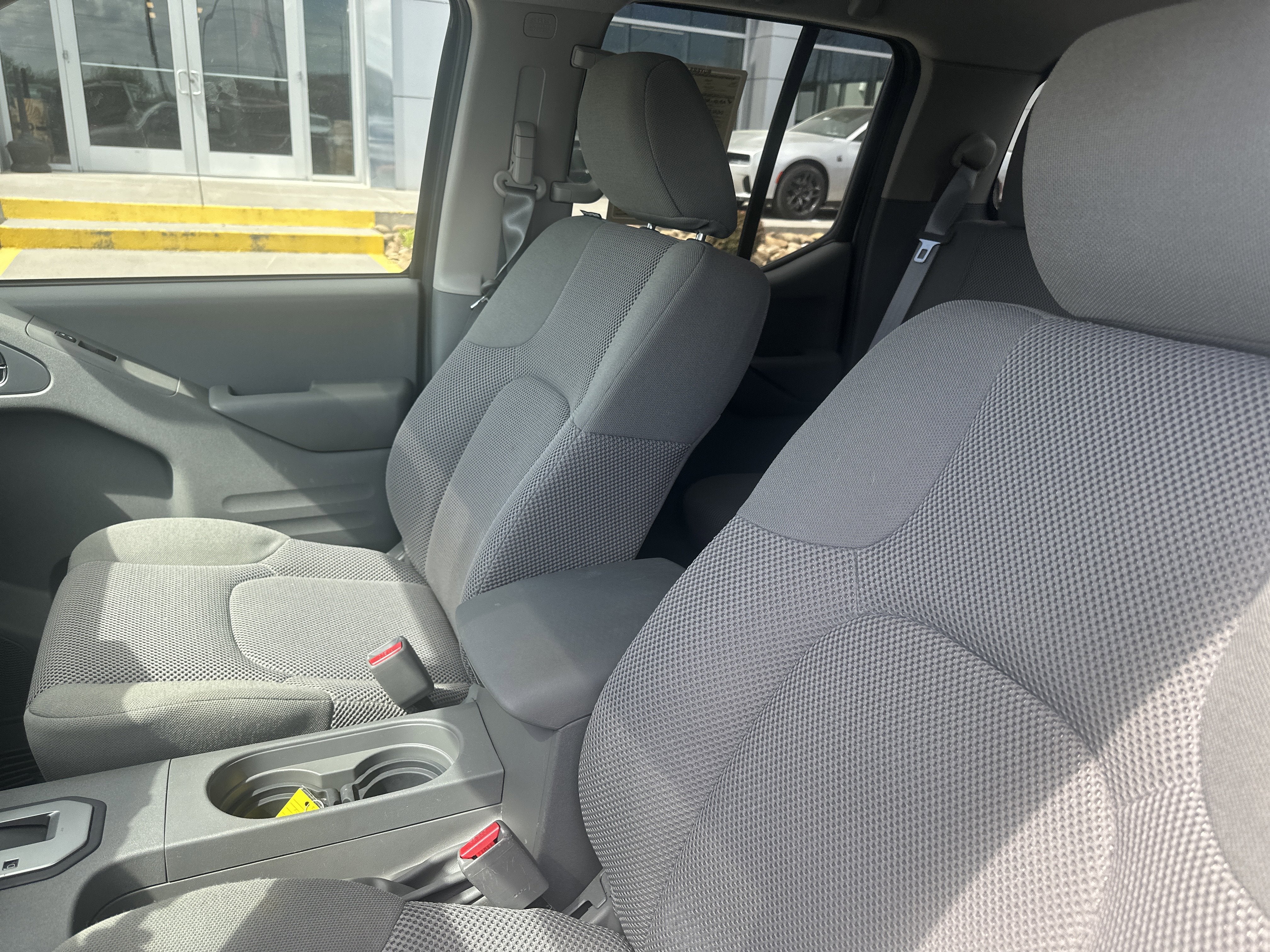 2021 Nissan Frontier Crew Cab SV 4x4