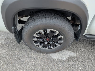 2024 Nissan Frontier Crew Cab PRO-4X 4x4