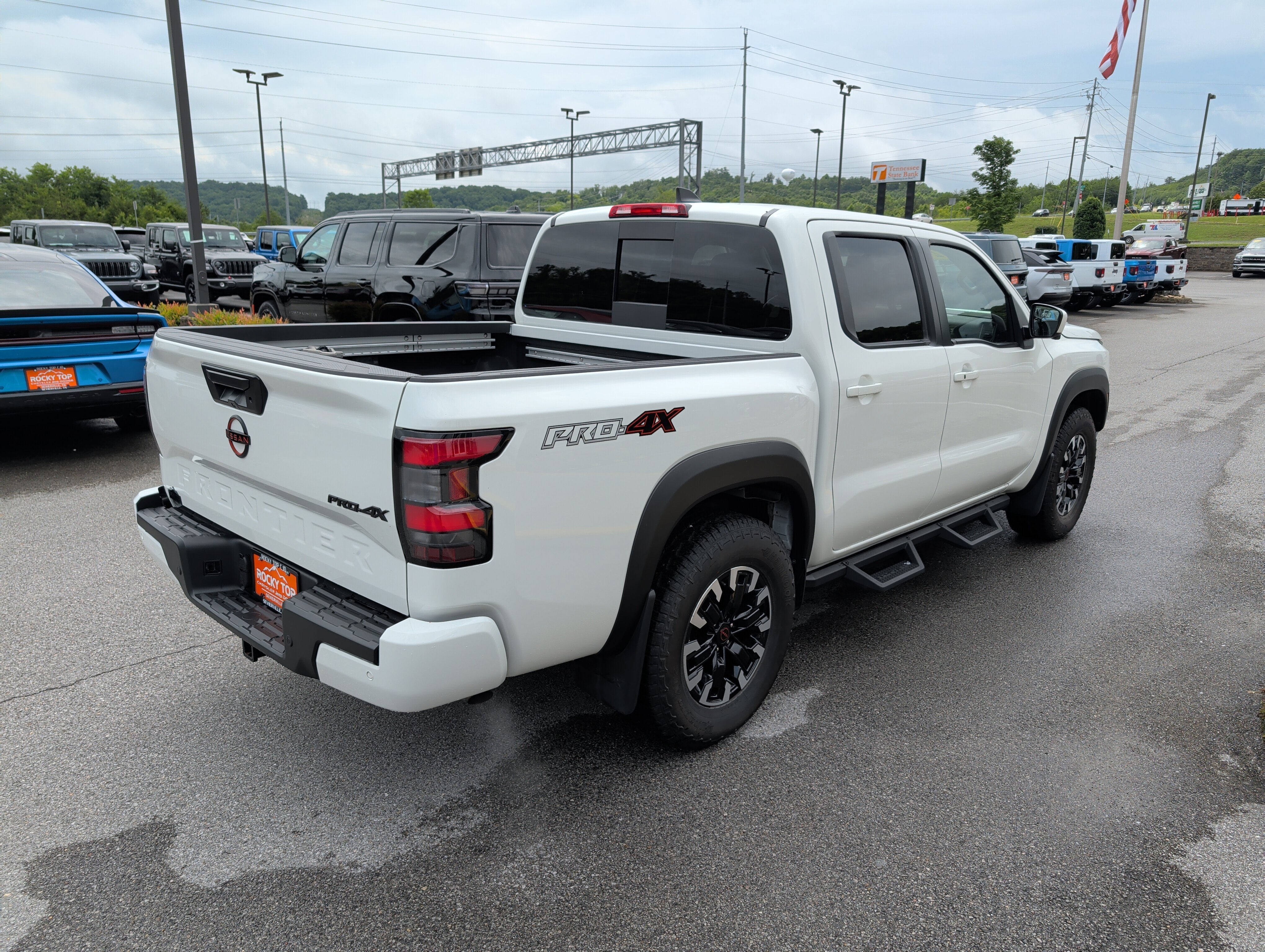 2024 Nissan Frontier Crew Cab PRO-4X 4x4
