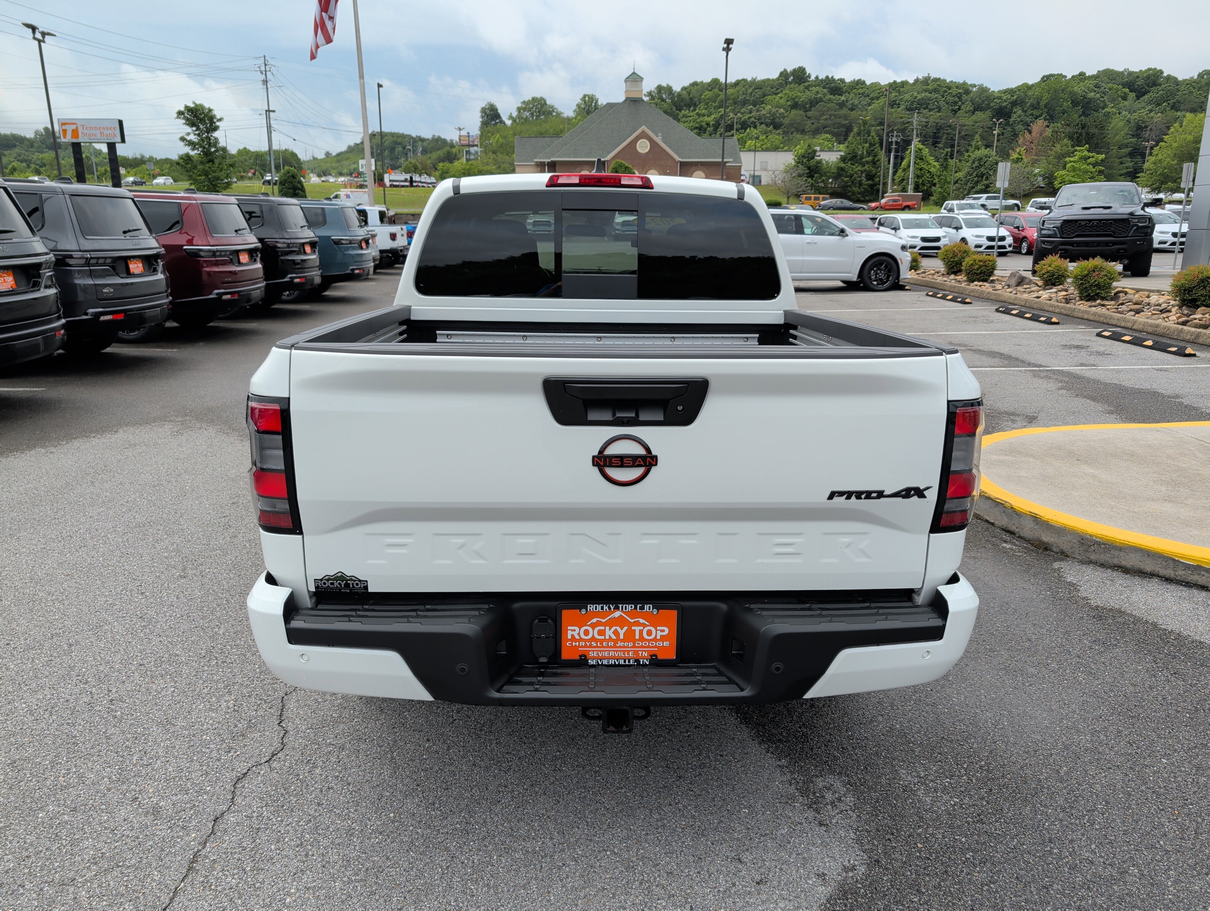 2024 Nissan Frontier Crew Cab PRO-4X 4x4