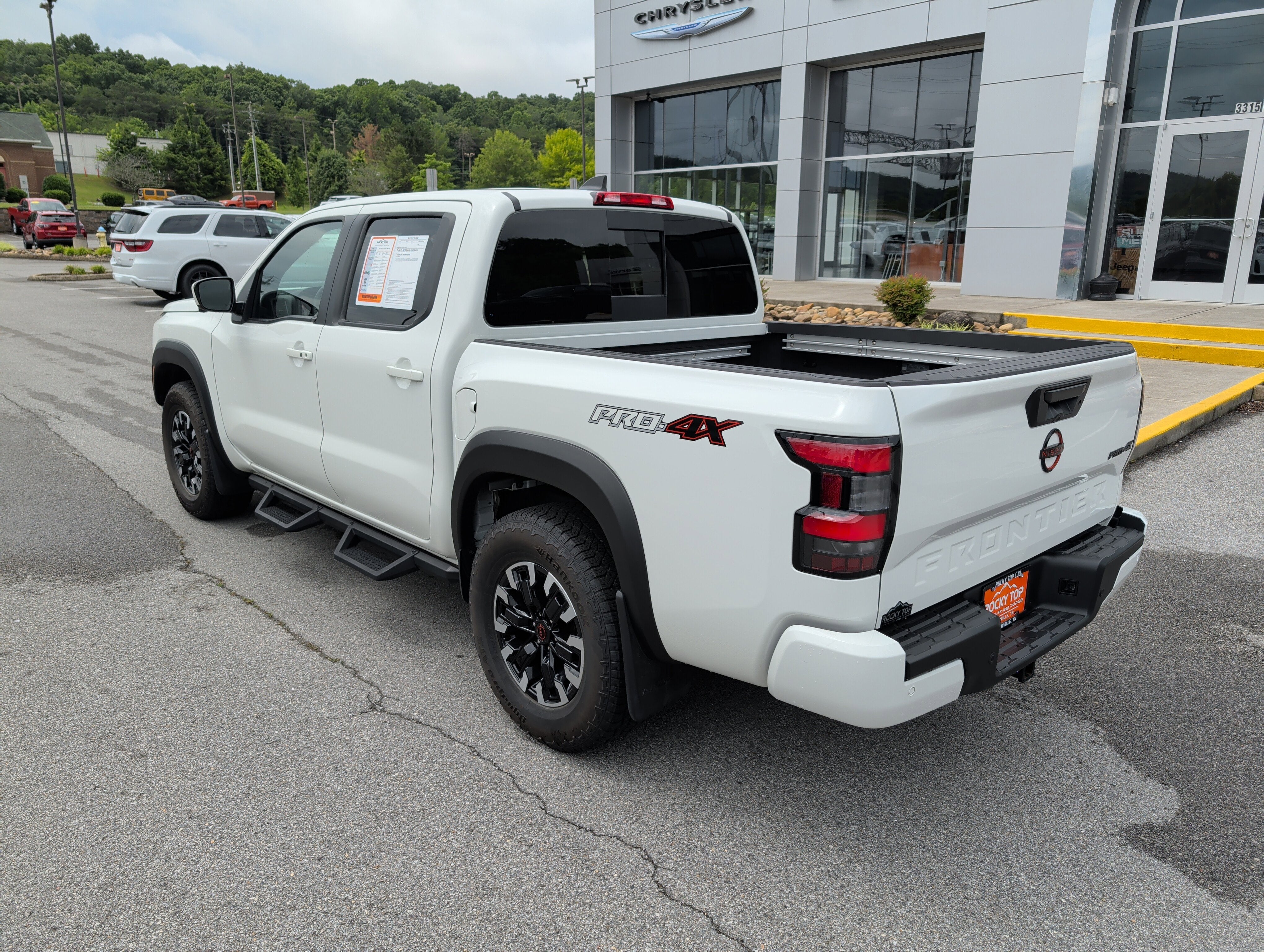 2024 Nissan Frontier Crew Cab PRO-4X 4x4