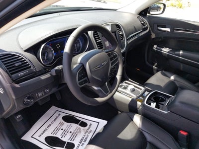 2023 Chrysler Chrysler 300 300 TOURING L RWD