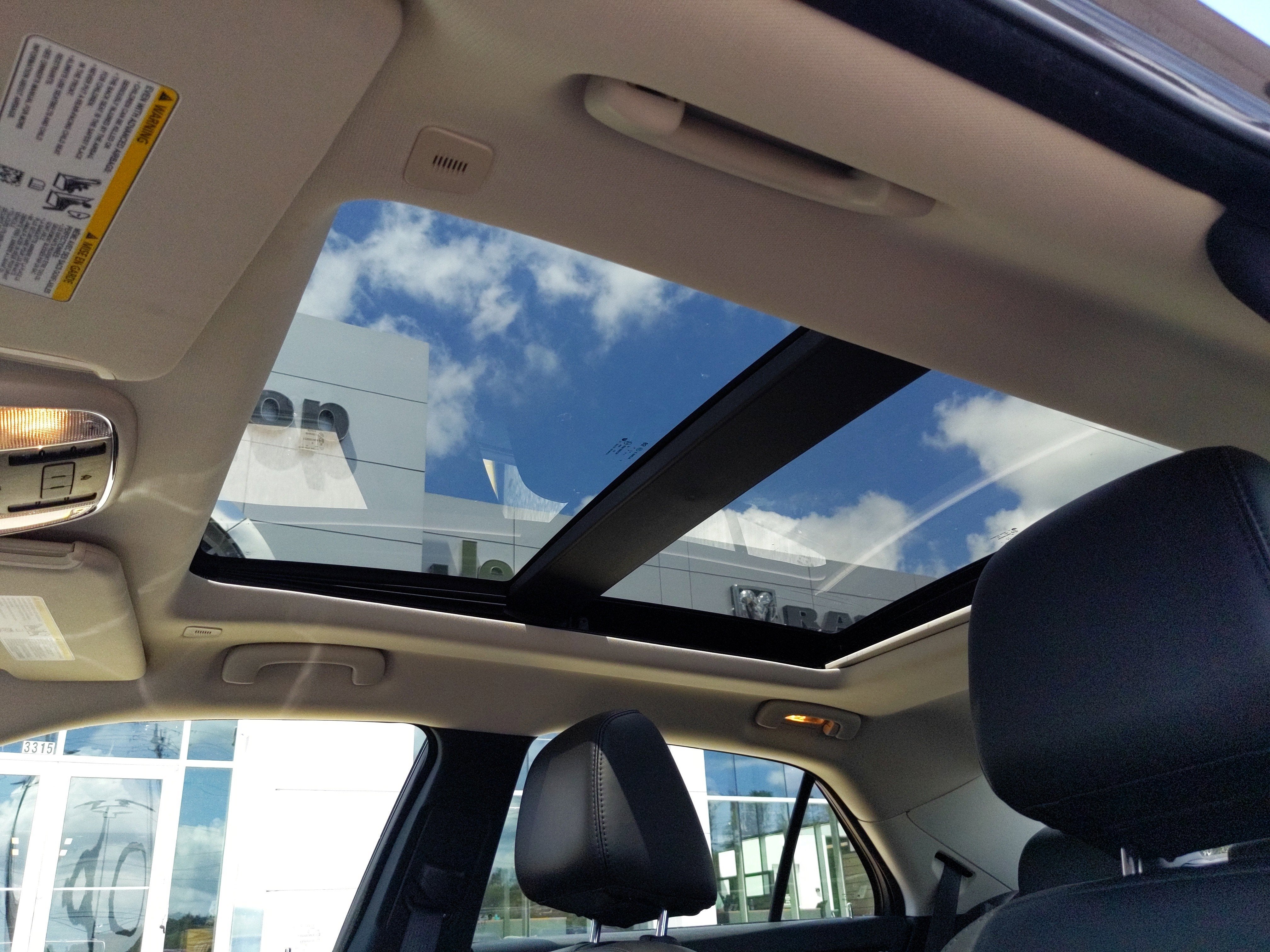 2023 Chrysler Chrysler 300 300 TOURING L RWD