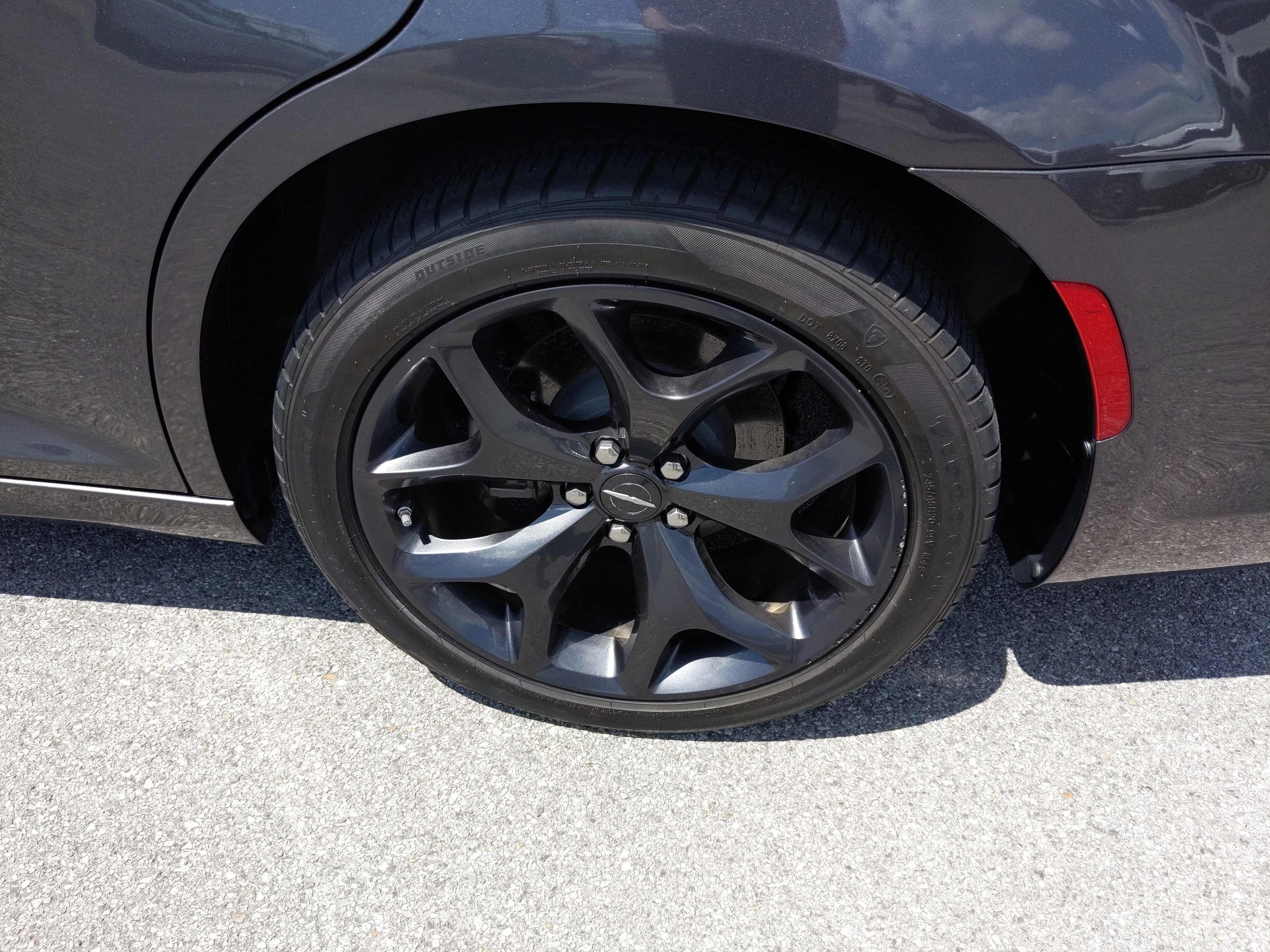 2023 Chrysler Chrysler 300 300 TOURING L RWD