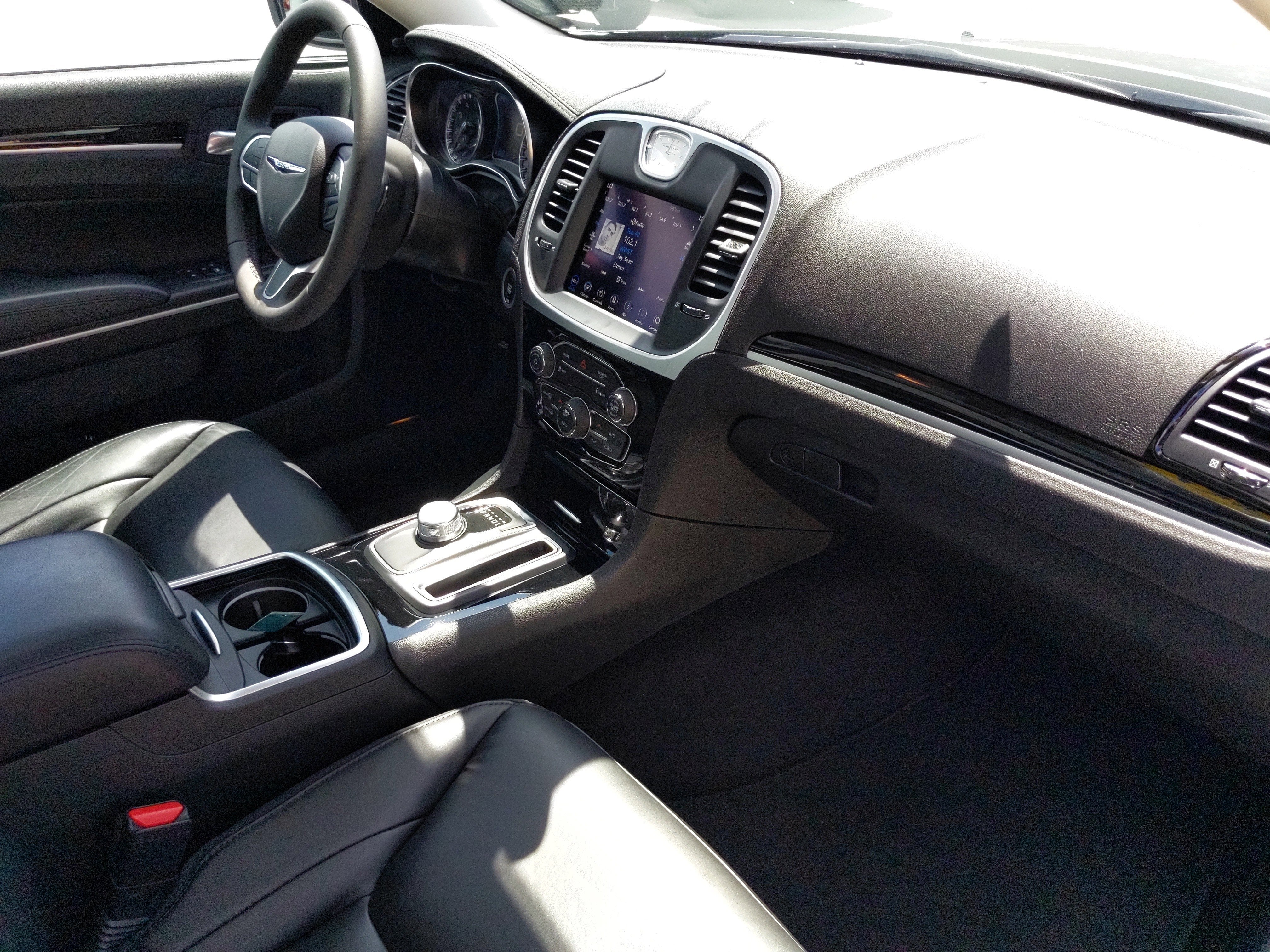 2023 Chrysler Chrysler 300 300 TOURING L RWD