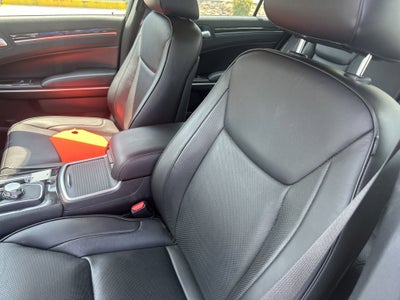 2023 Chrysler Chrysler 300 300 TOURING L RWD