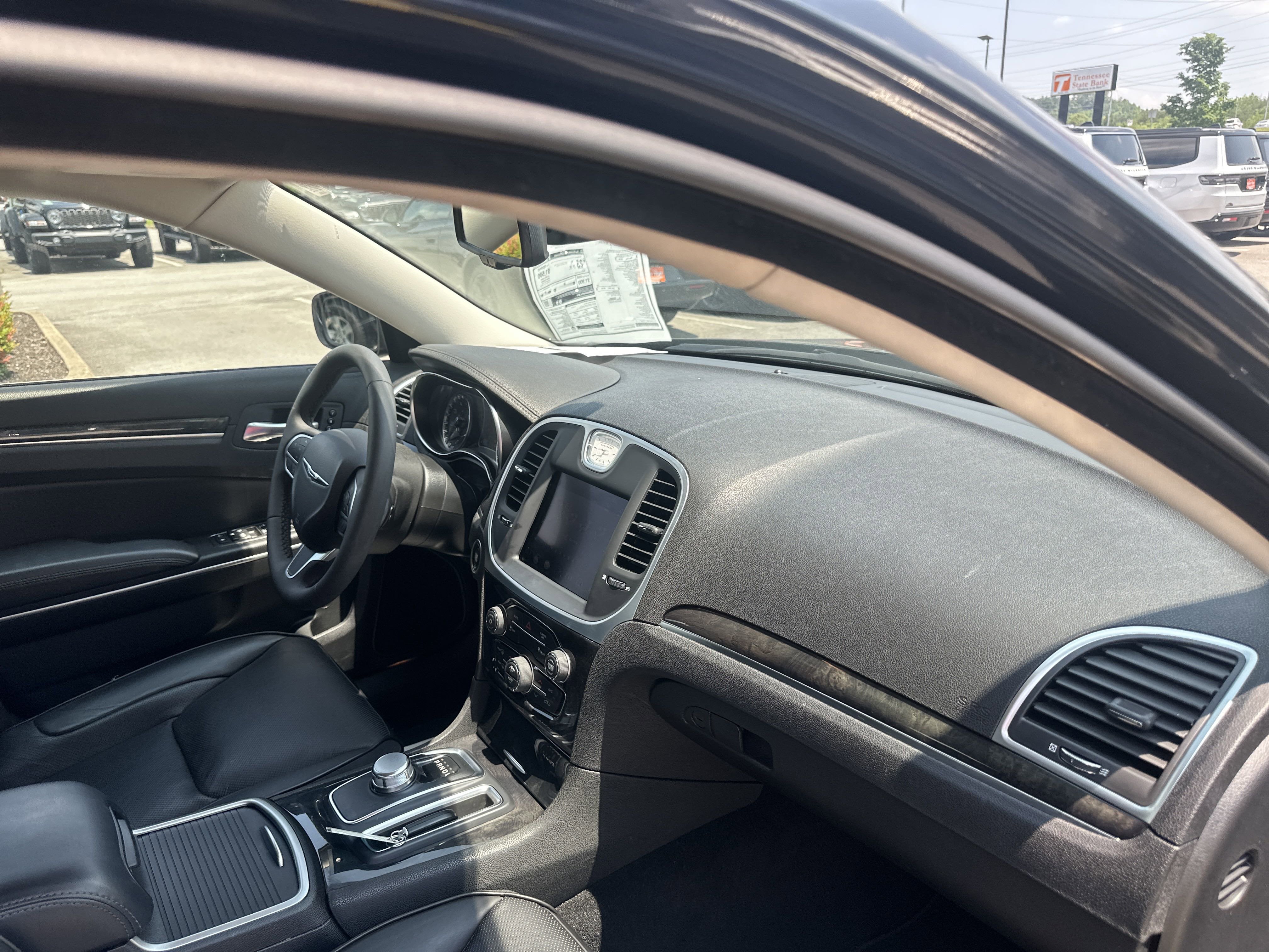 2023 Chrysler Chrysler 300 300 TOURING L RWD