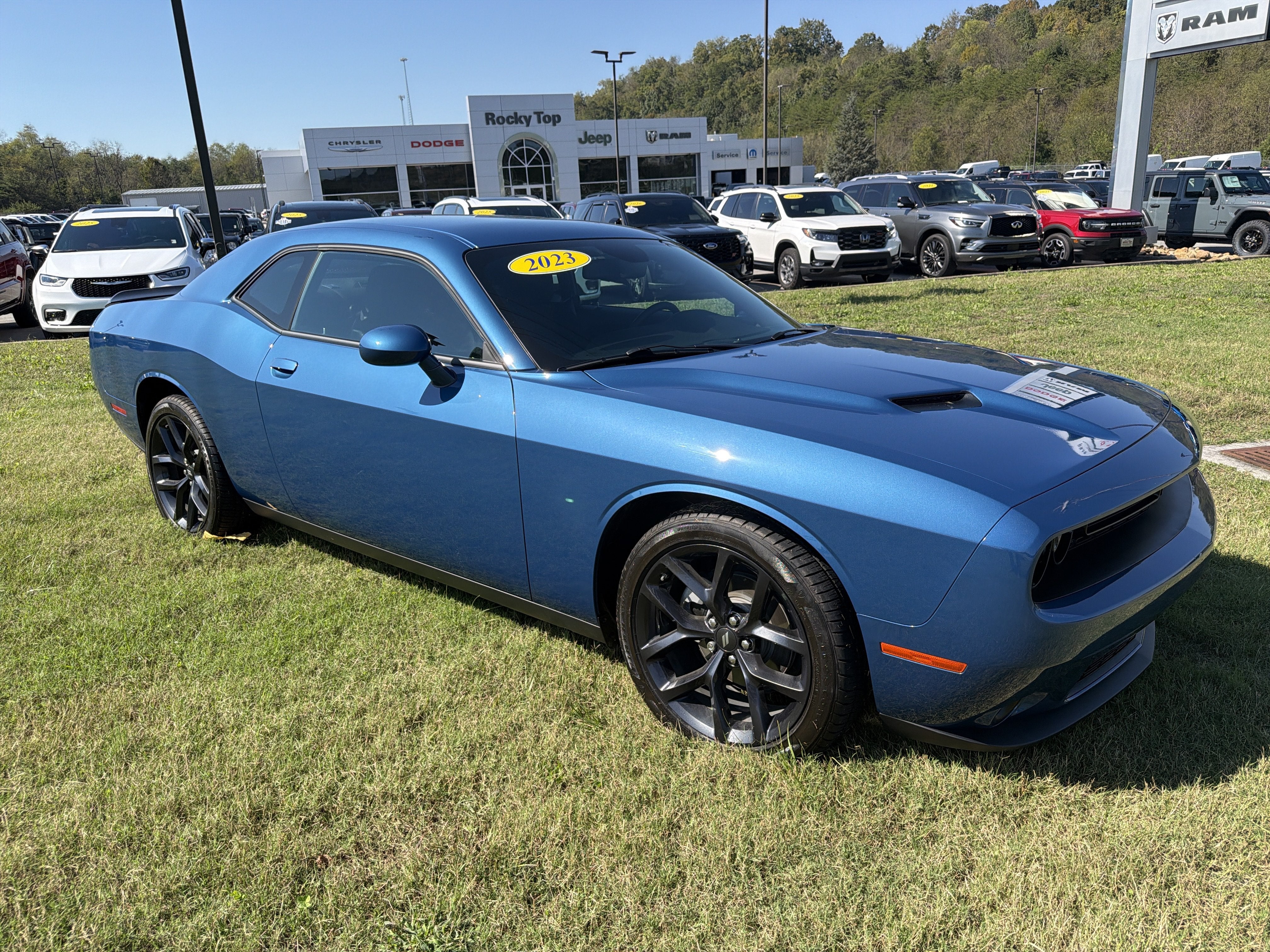 2023 Dodge Challenger SXT