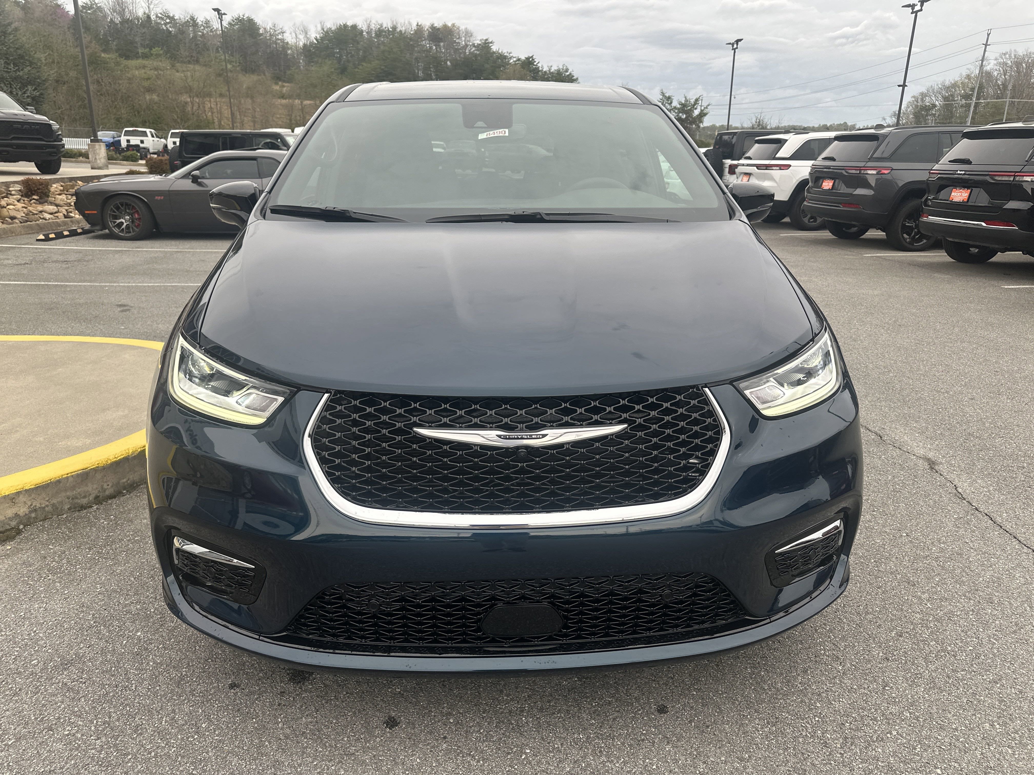 2025 Chrysler Pacifica PACIFICA SELECT