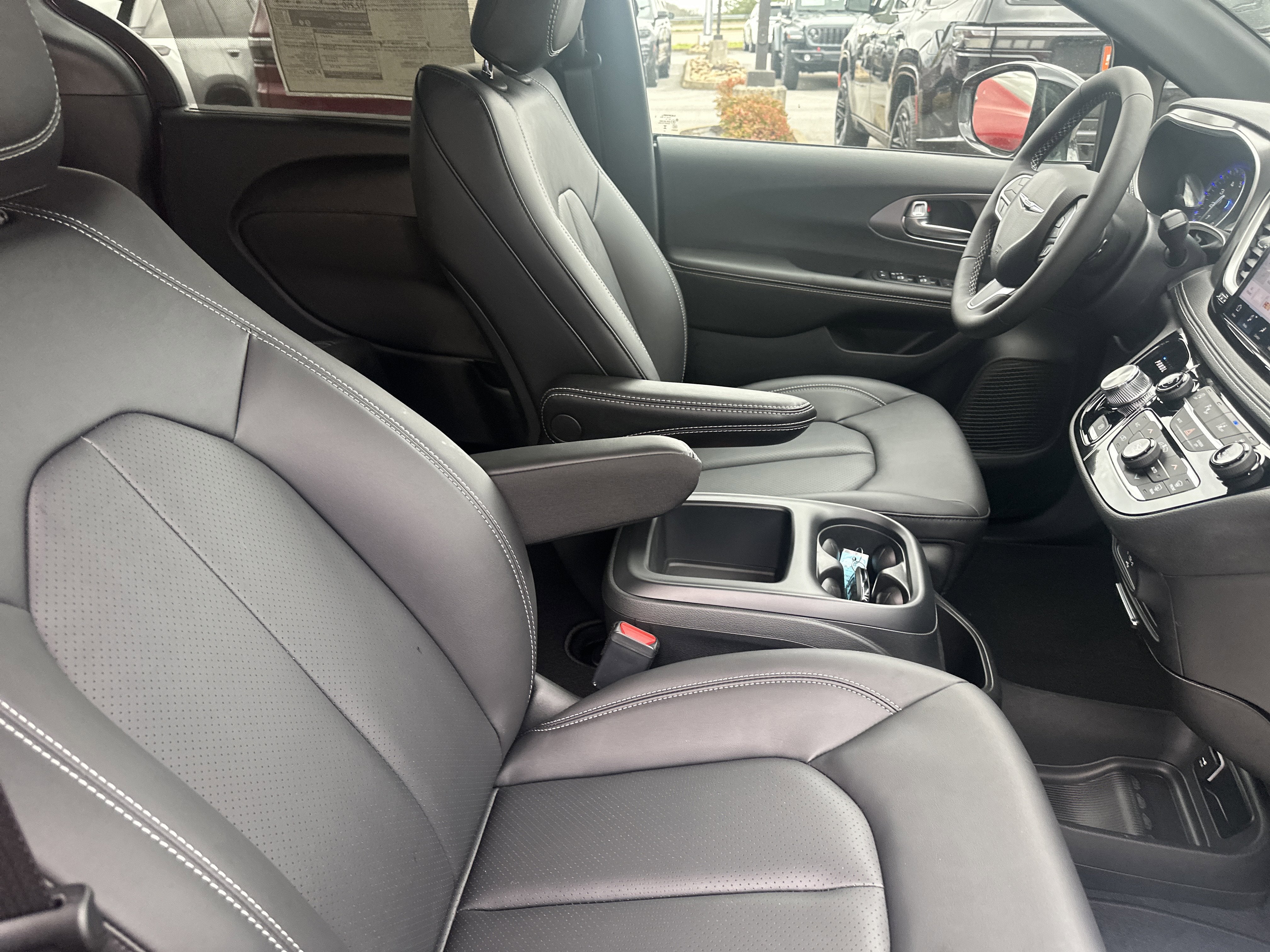 2026 Chrysler Pacifica PACIFICA SELECT