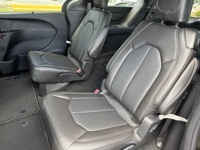 2027 Chrysler Pacifica PACIFICA SELECT