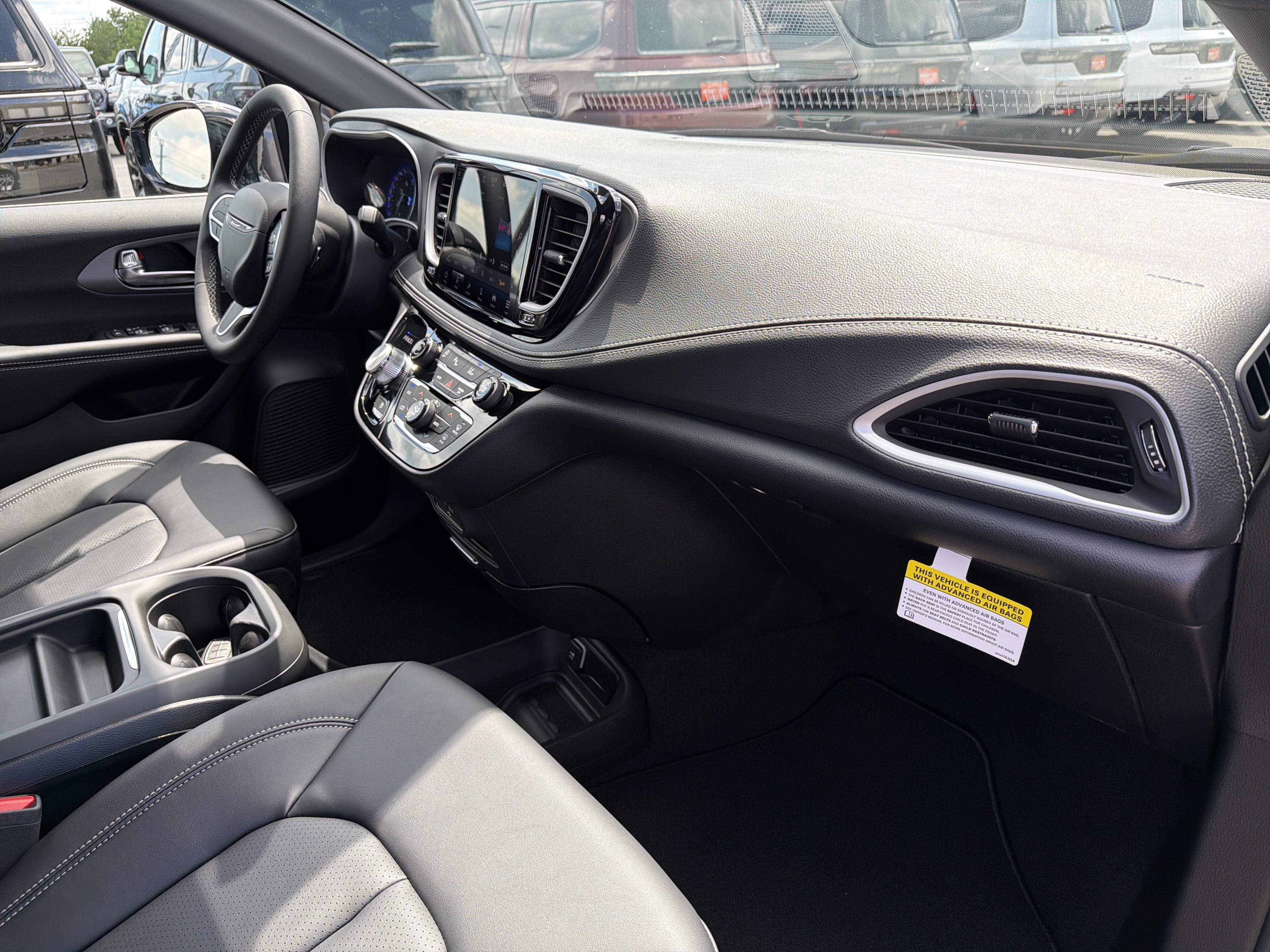 2027 Chrysler Pacifica PACIFICA SELECT