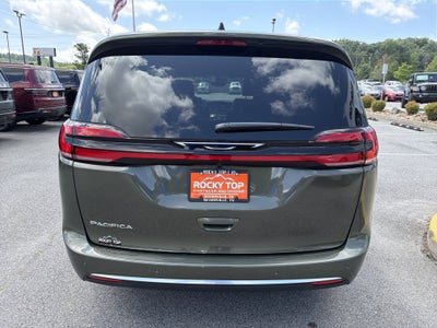 2027 Chrysler Pacifica PACIFICA SELECT