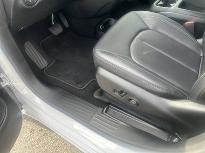 2025 Chrysler Pacifica PACIFICA SELECT