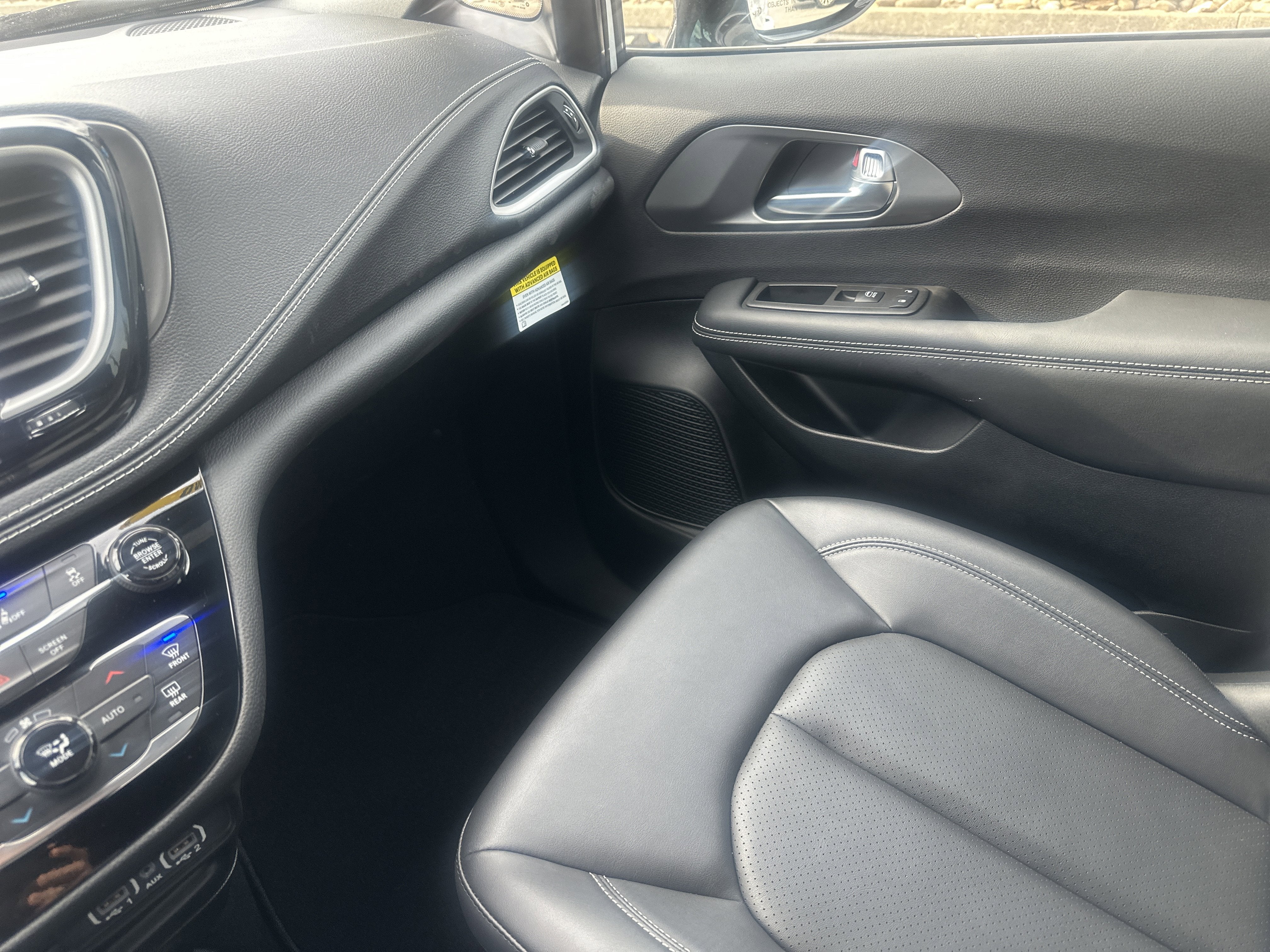 2025 Chrysler Pacifica PACIFICA SELECT