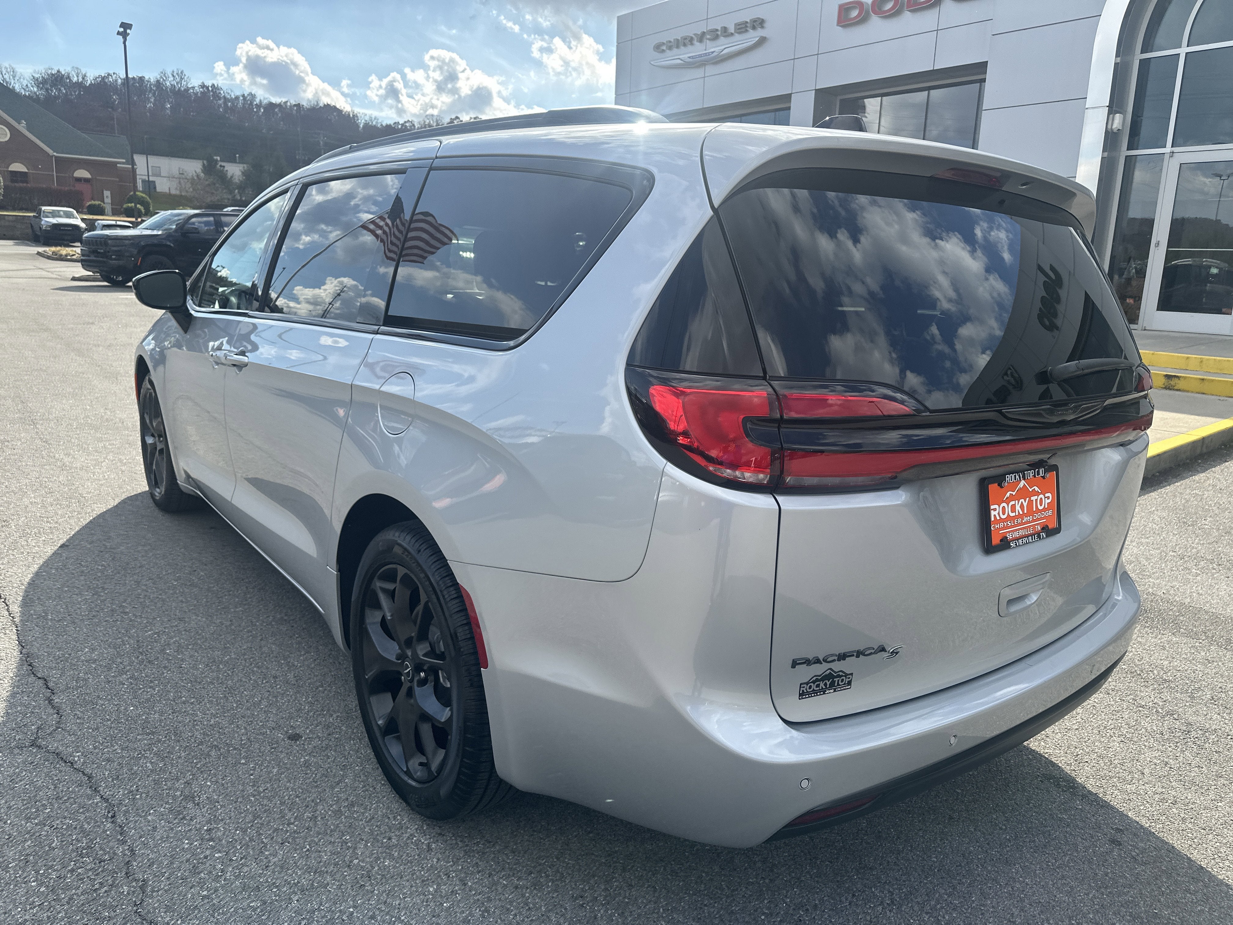 2026 Chrysler Pacifica PACIFICA SELECT