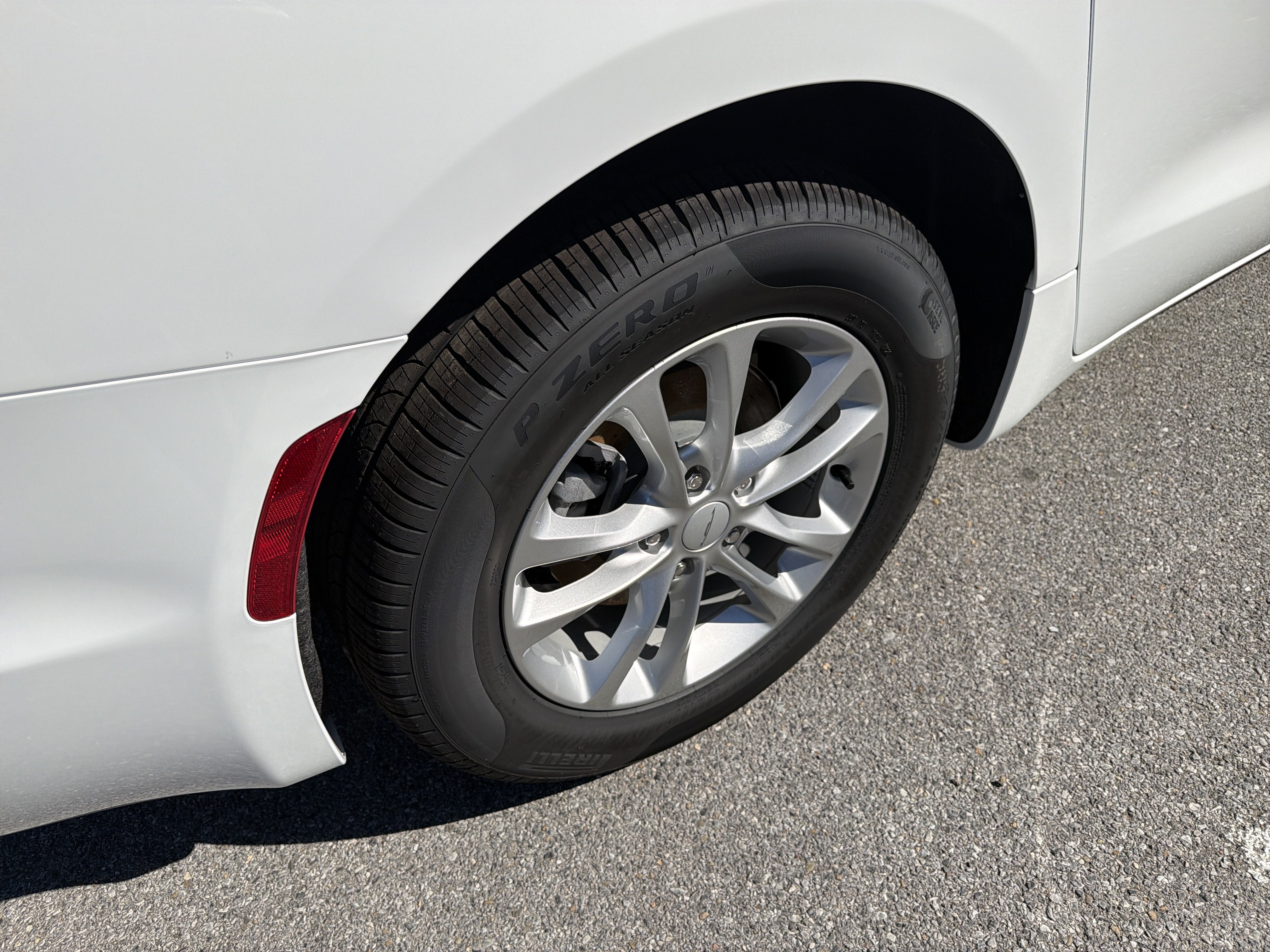 2027 Chrysler Pacifica PACIFICA SELECT