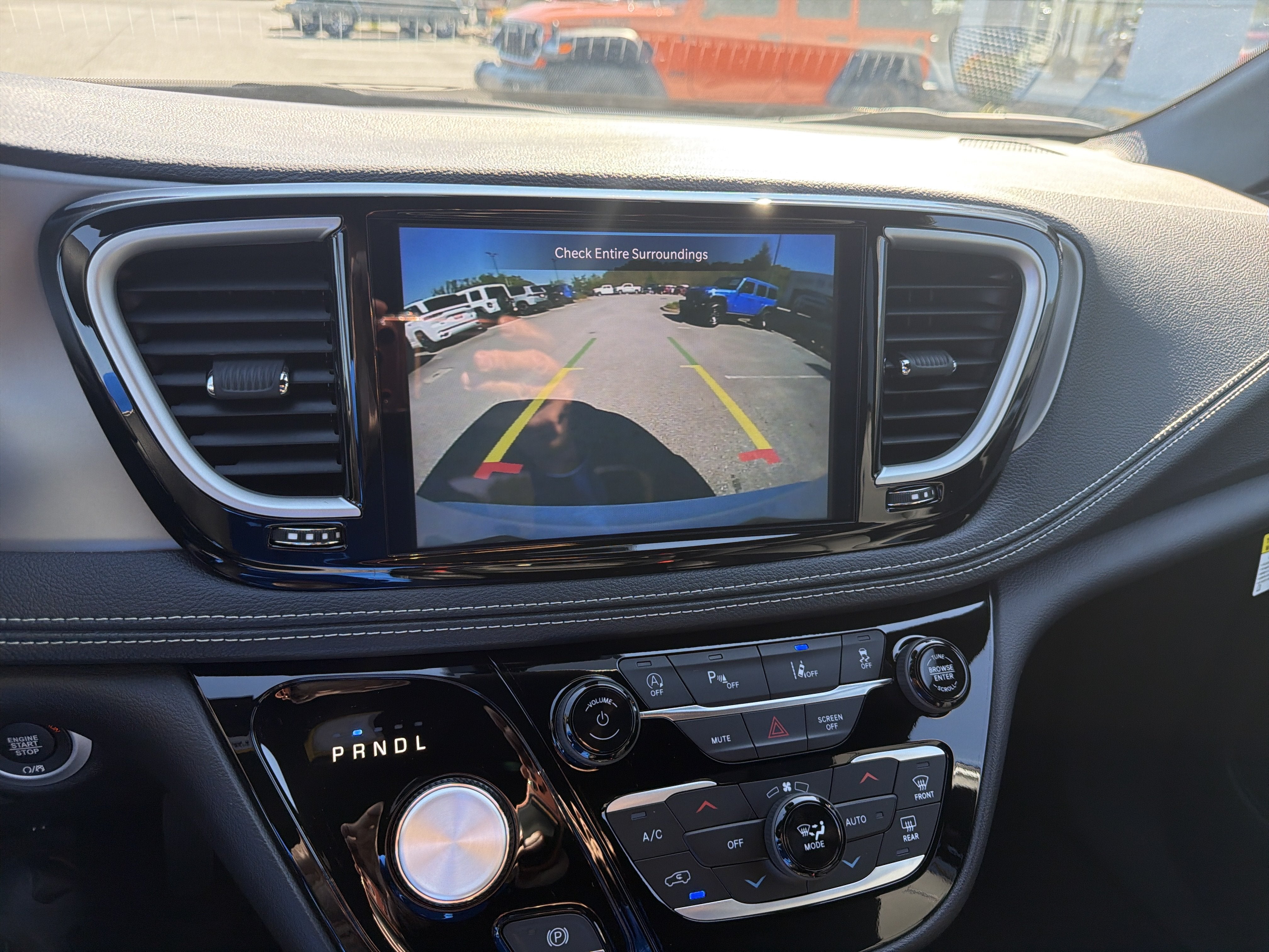 2027 Chrysler Pacifica PACIFICA SELECT