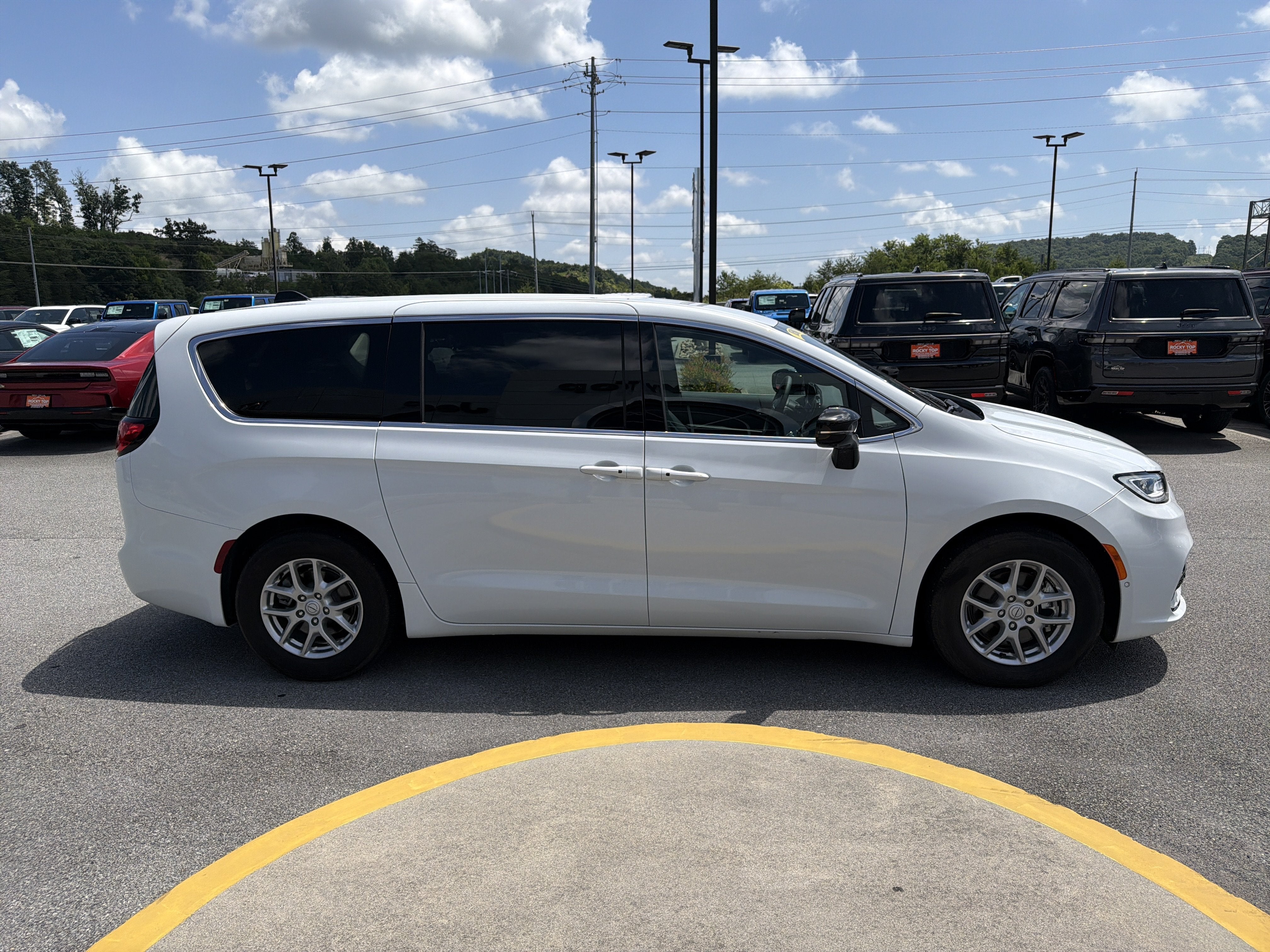 2026 Chrysler Pacifica PACIFICA SELECT