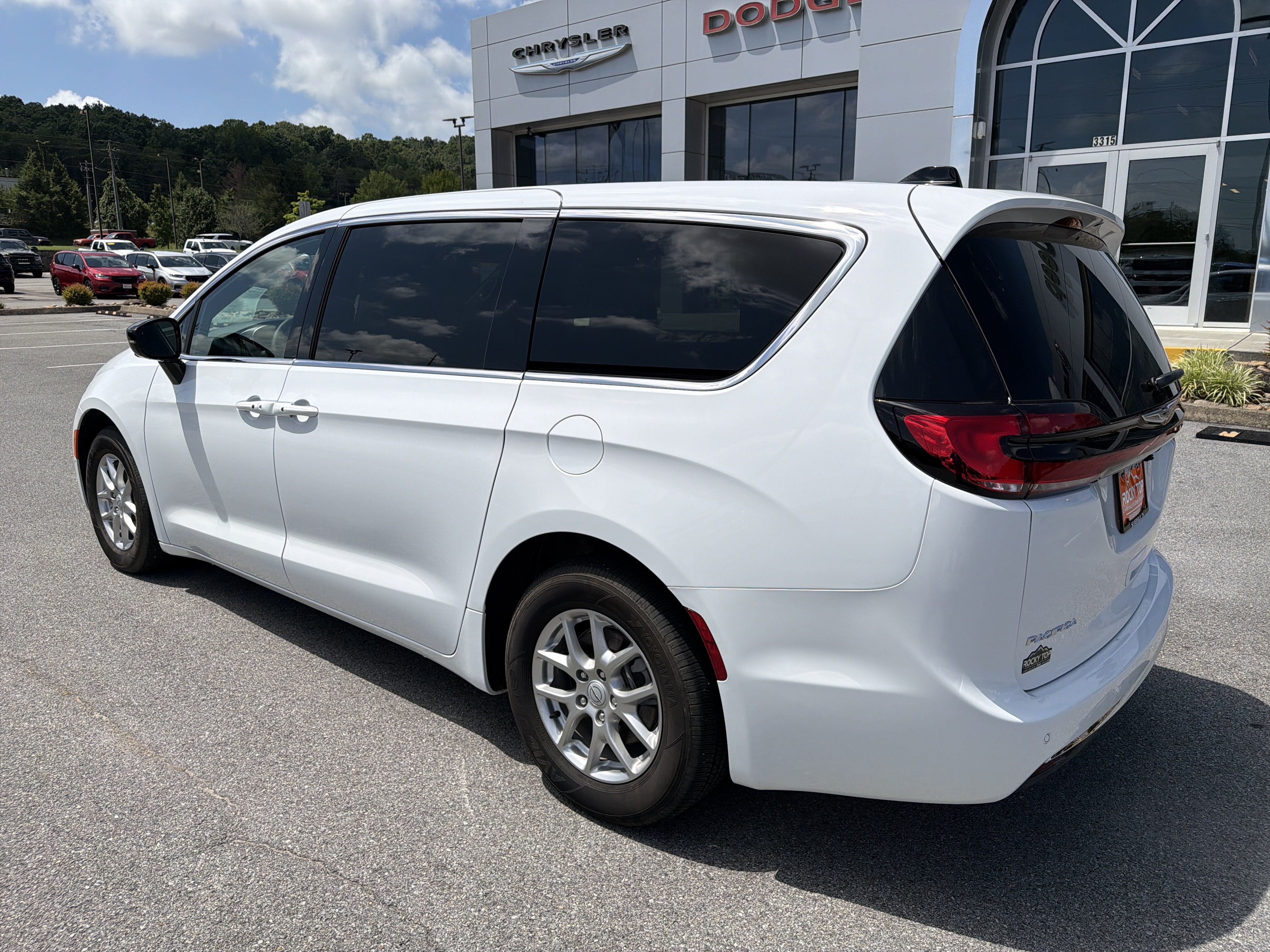 2026 Chrysler Pacifica PACIFICA SELECT