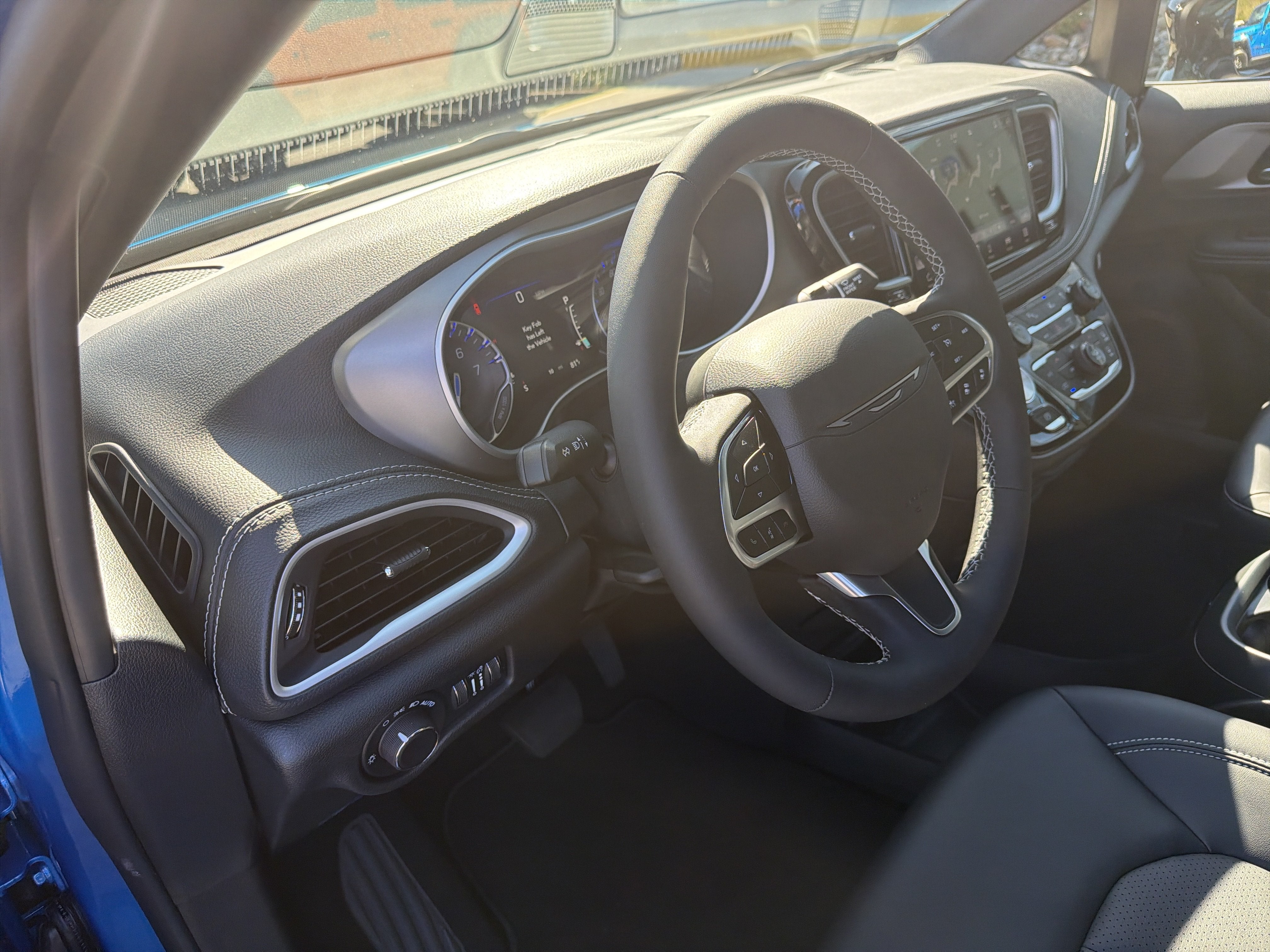 2027 Chrysler Pacifica PACIFICA SELECT