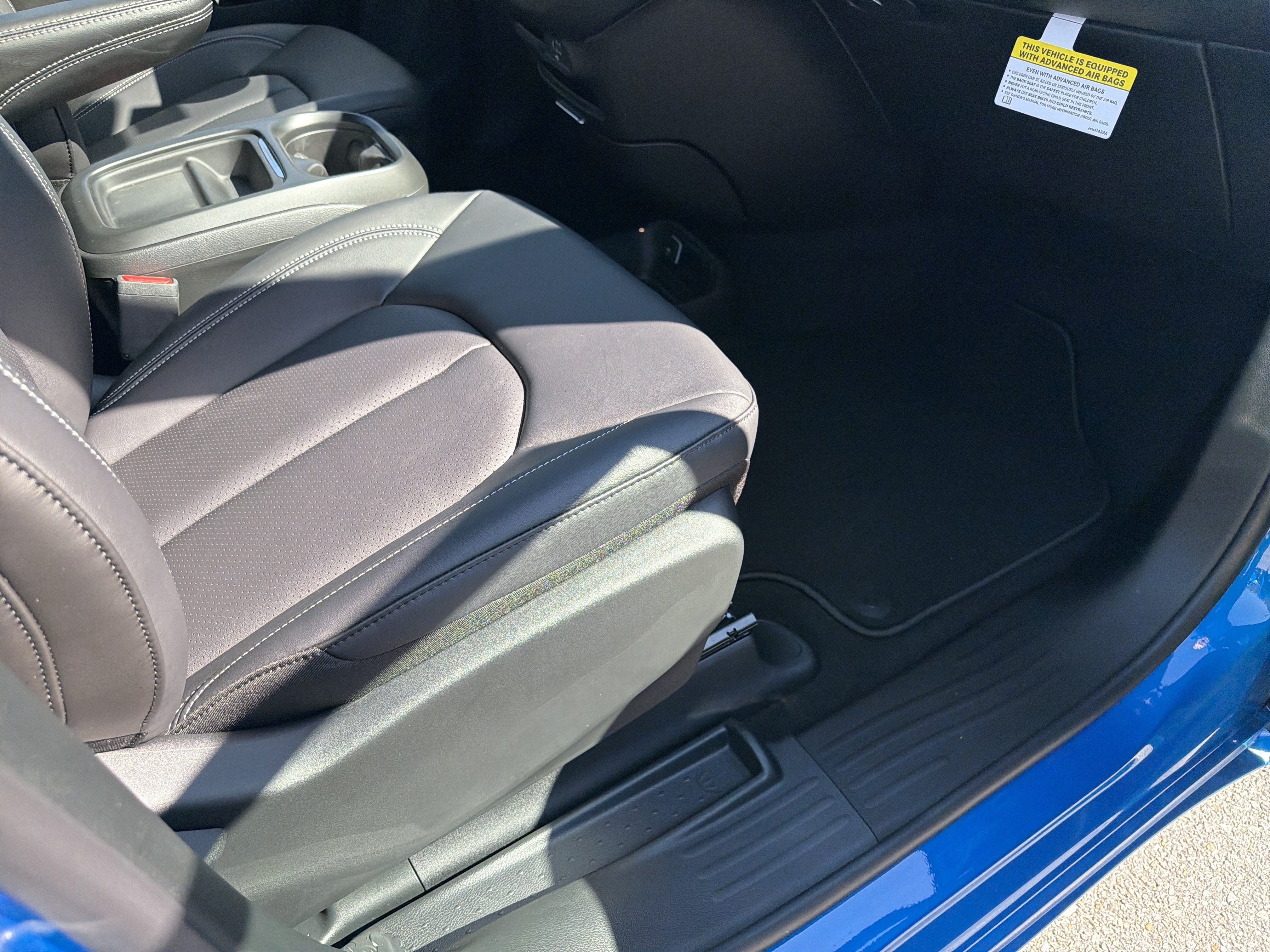 2027 Chrysler Pacifica PACIFICA SELECT