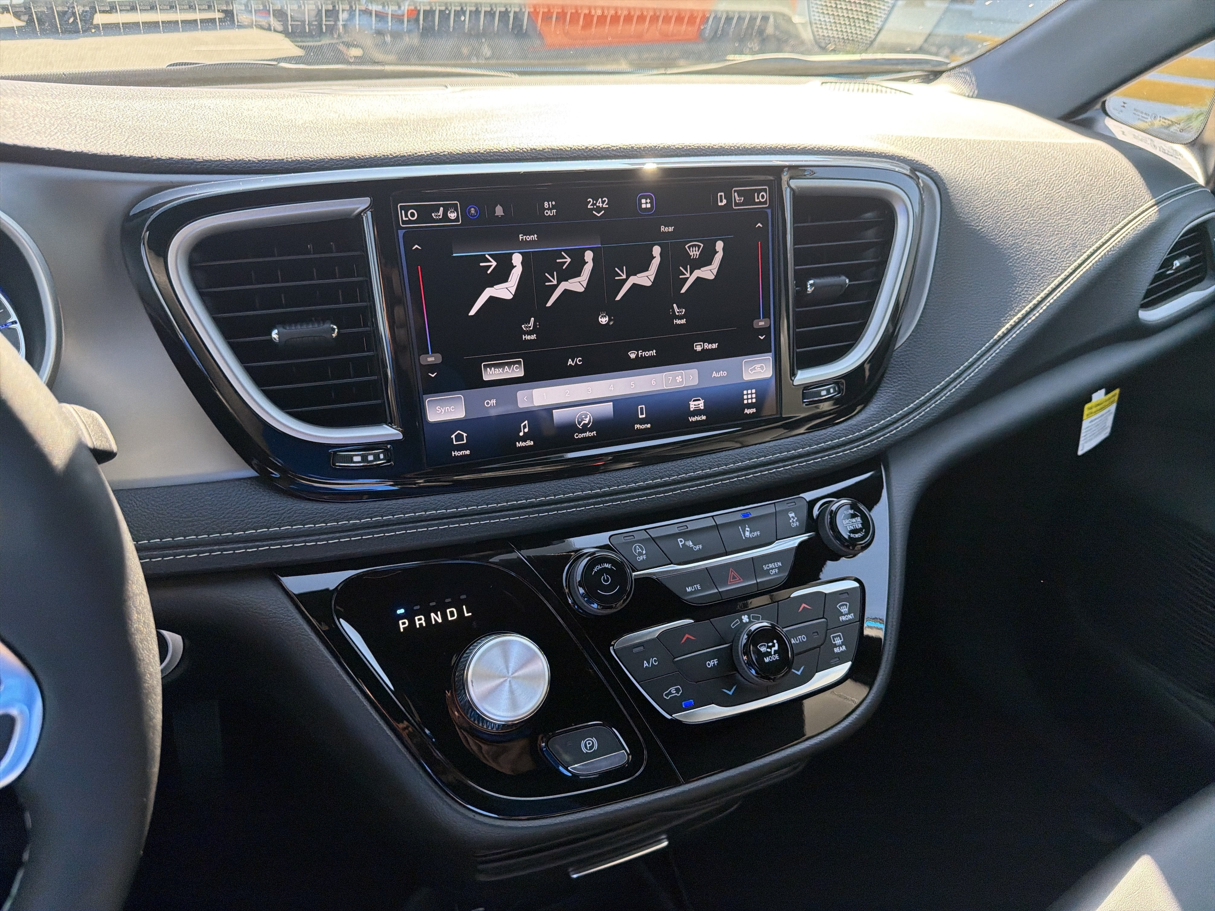 2027 Chrysler Pacifica PACIFICA SELECT