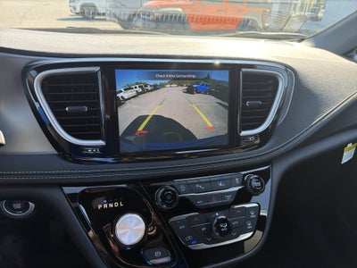 2027 Chrysler Pacifica PACIFICA SELECT