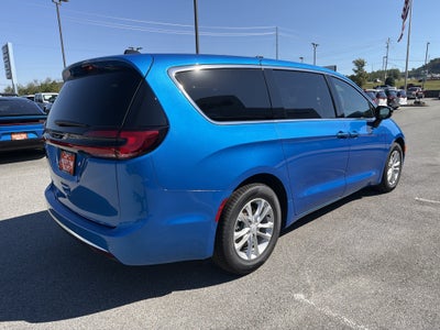 2027 Chrysler Pacifica PACIFICA SELECT