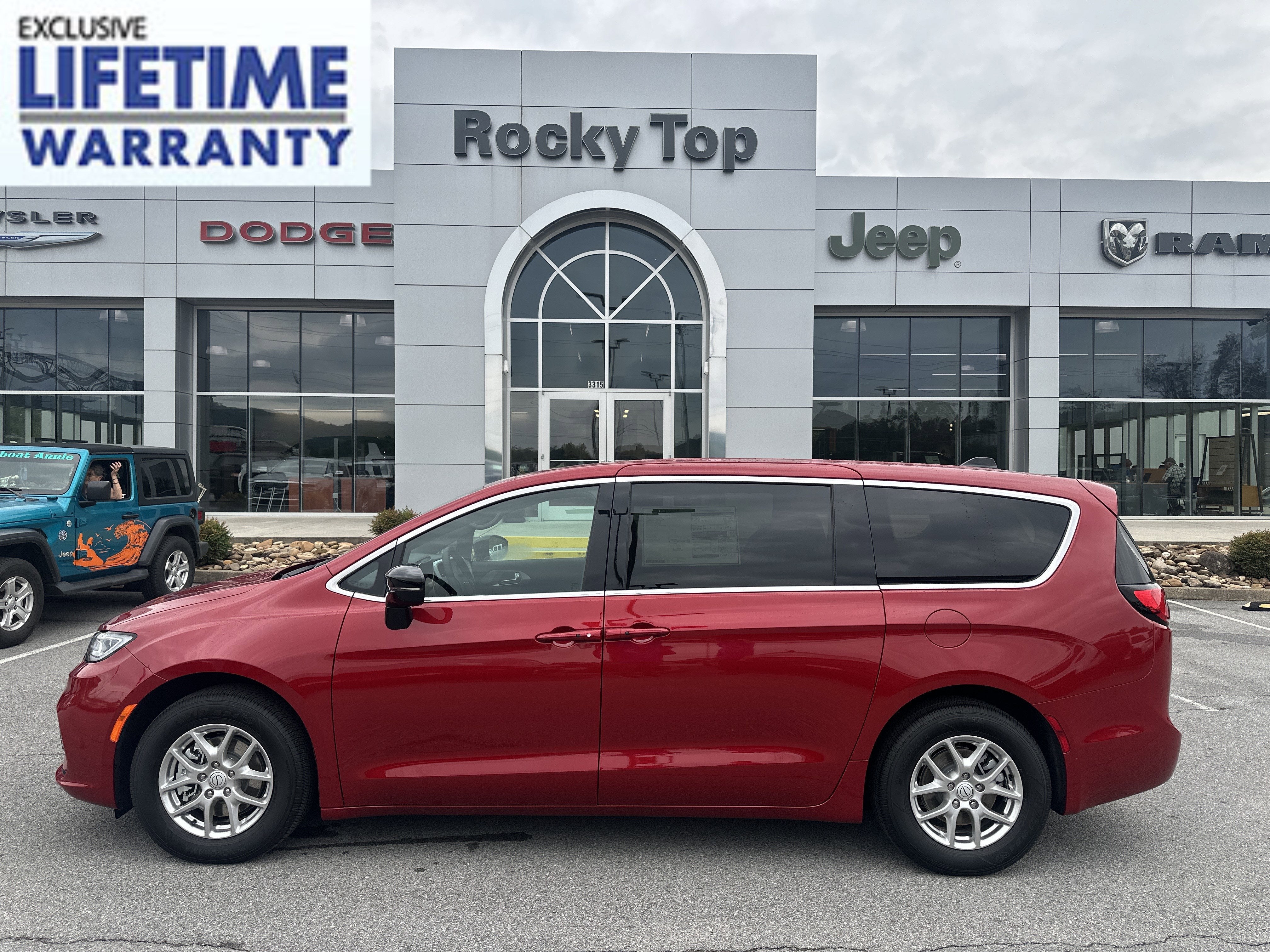 2026 Chrysler Pacifica PACIFICA SELECT