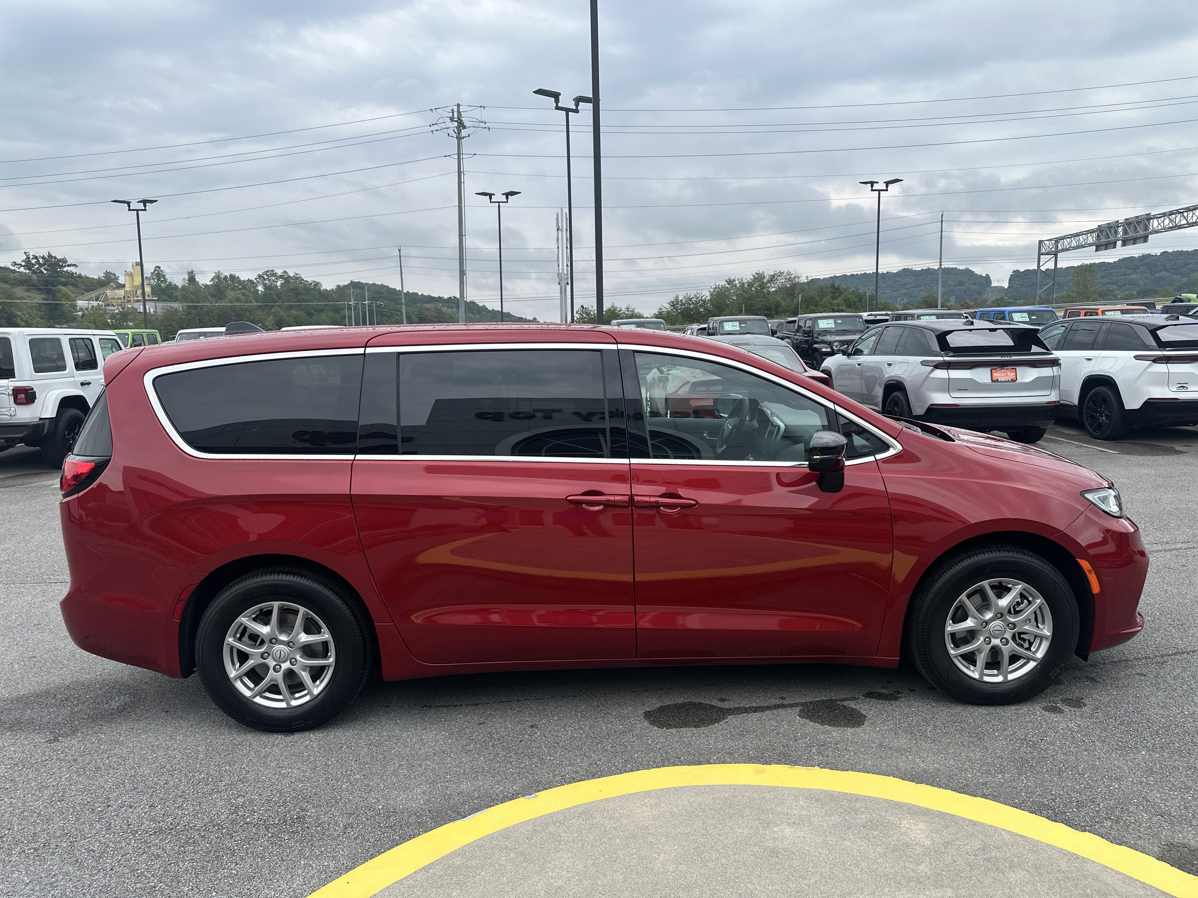 2026 Chrysler Pacifica PACIFICA SELECT