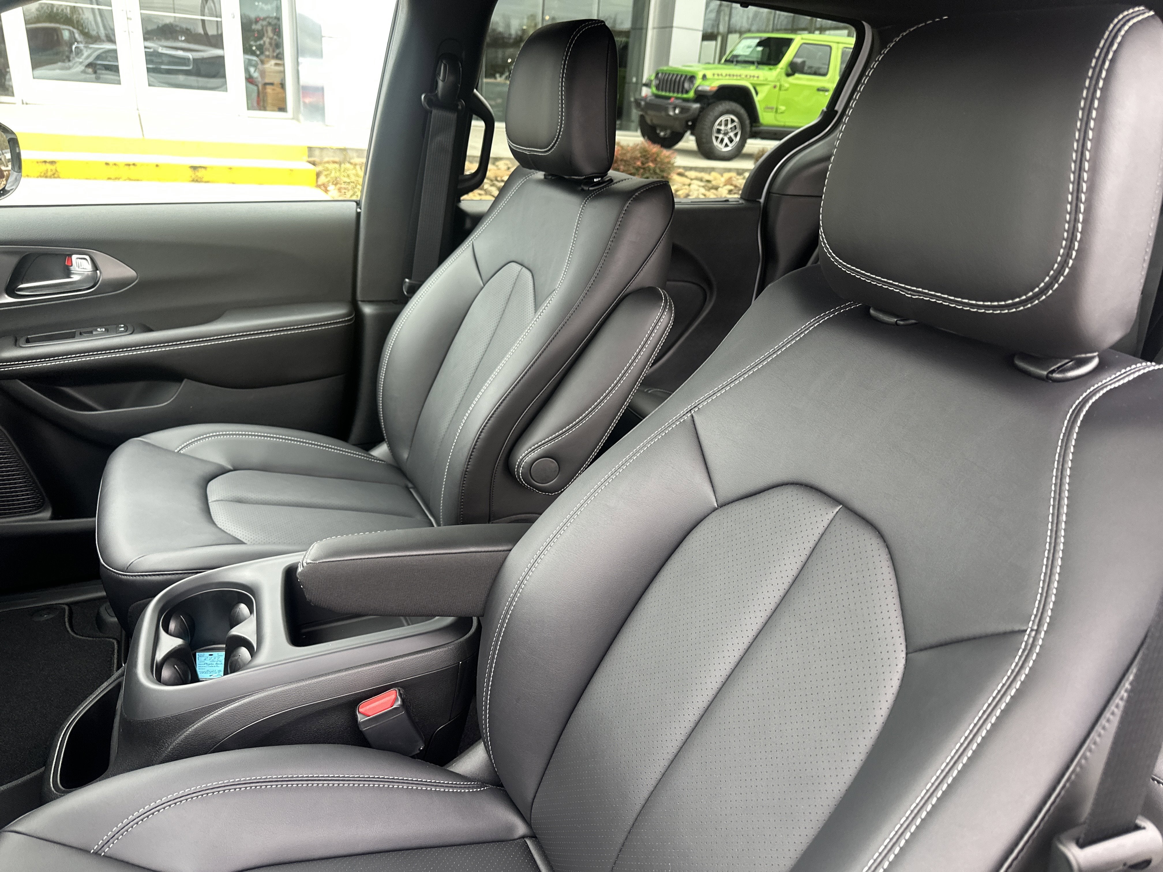 2026 Chrysler Pacifica PACIFICA SELECT