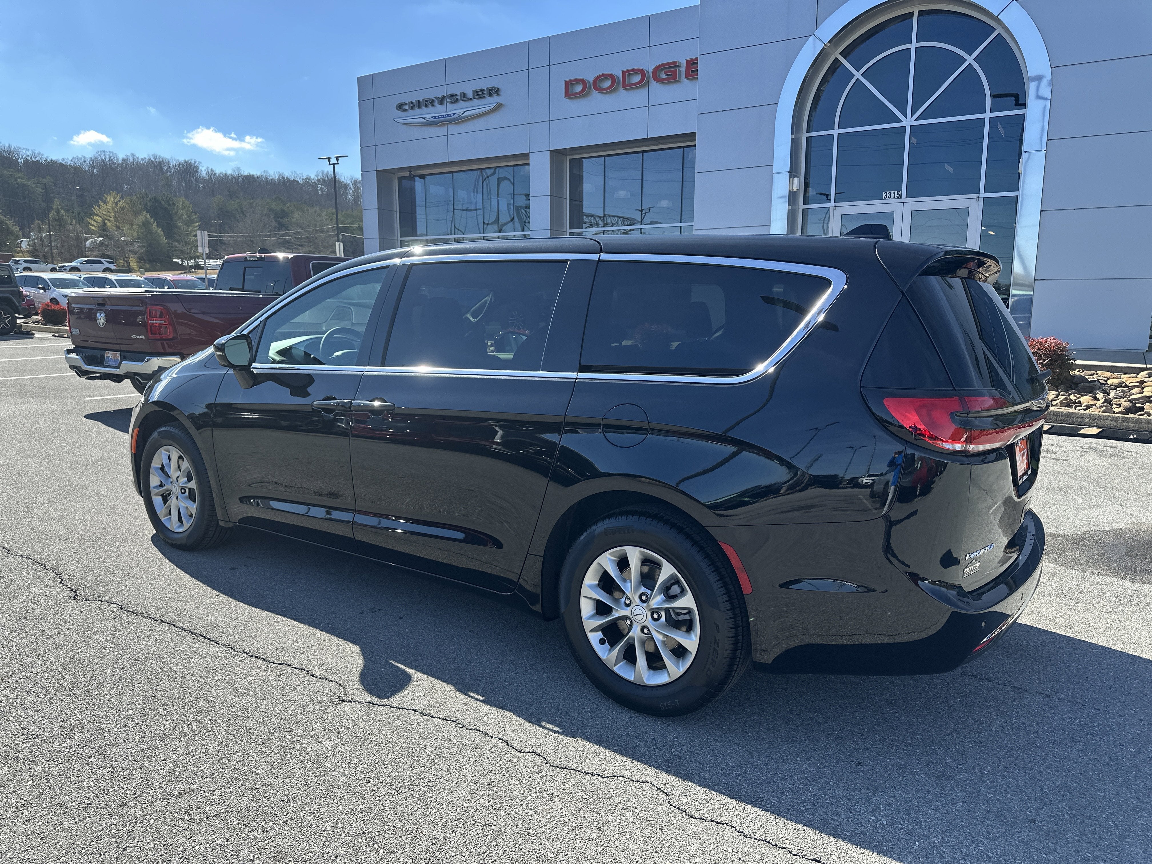 2026 Chrysler Pacifica PACIFICA LIMITED