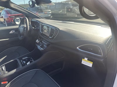 2026 Chrysler Pacifica PACIFICA LIMITED