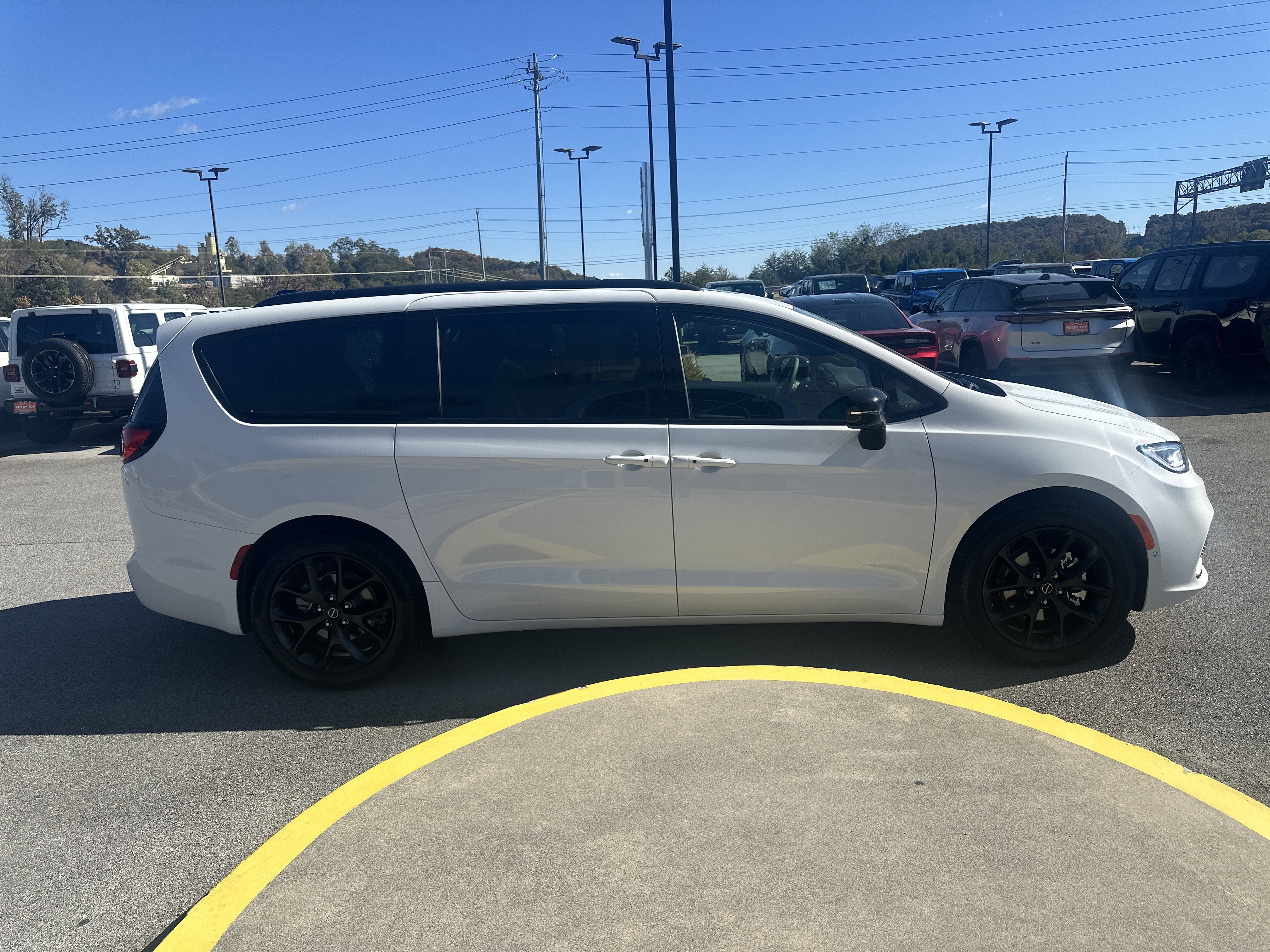 2026 Chrysler Pacifica PACIFICA LIMITED