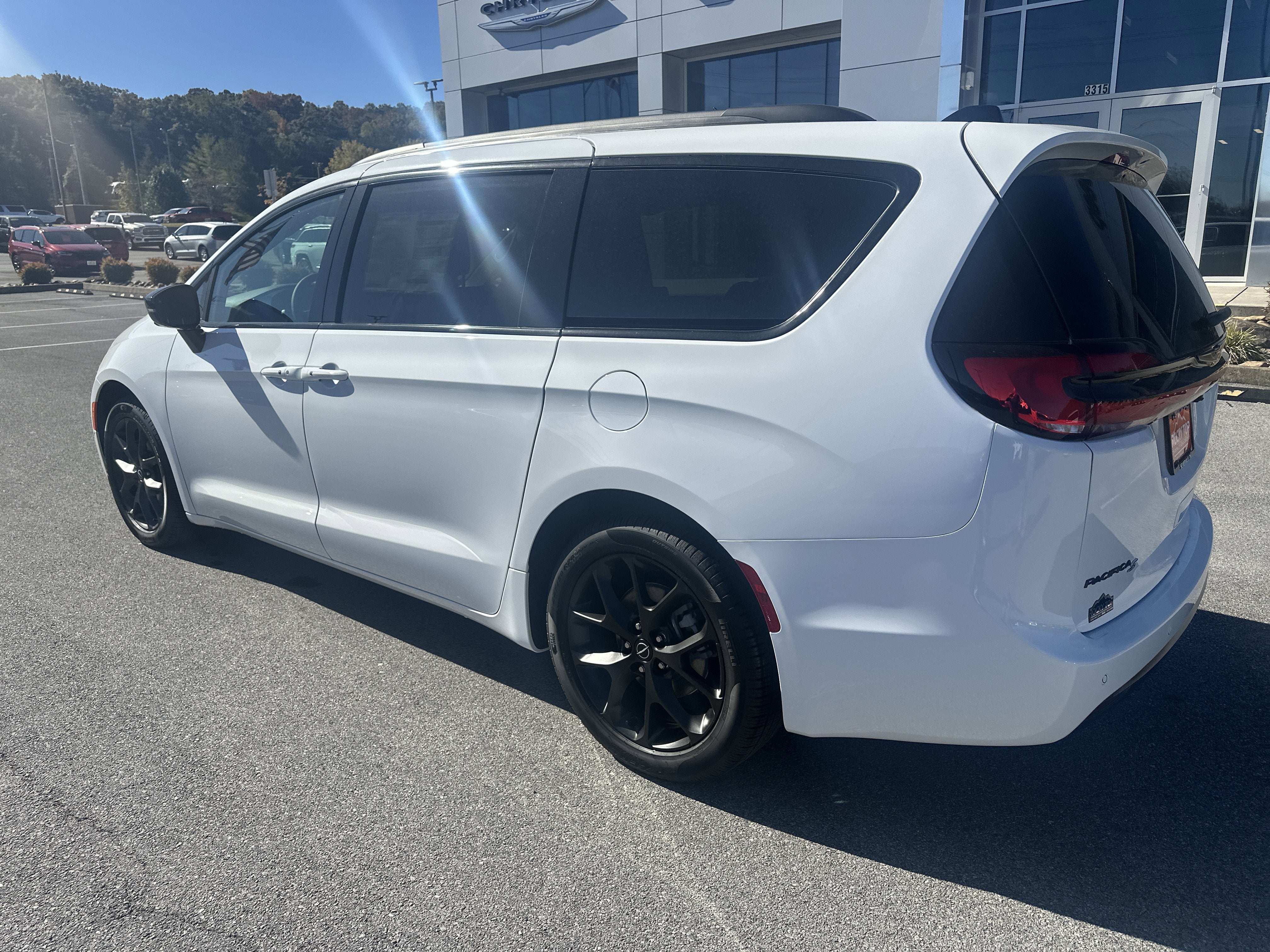 2026 Chrysler Pacifica PACIFICA LIMITED