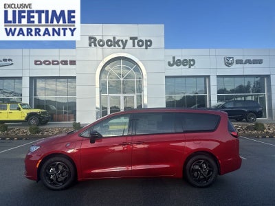 2024 Chrysler Pacifica Hybrid PACIFICA PLUG-IN HYBRID PREMIUM S APPEARANCE