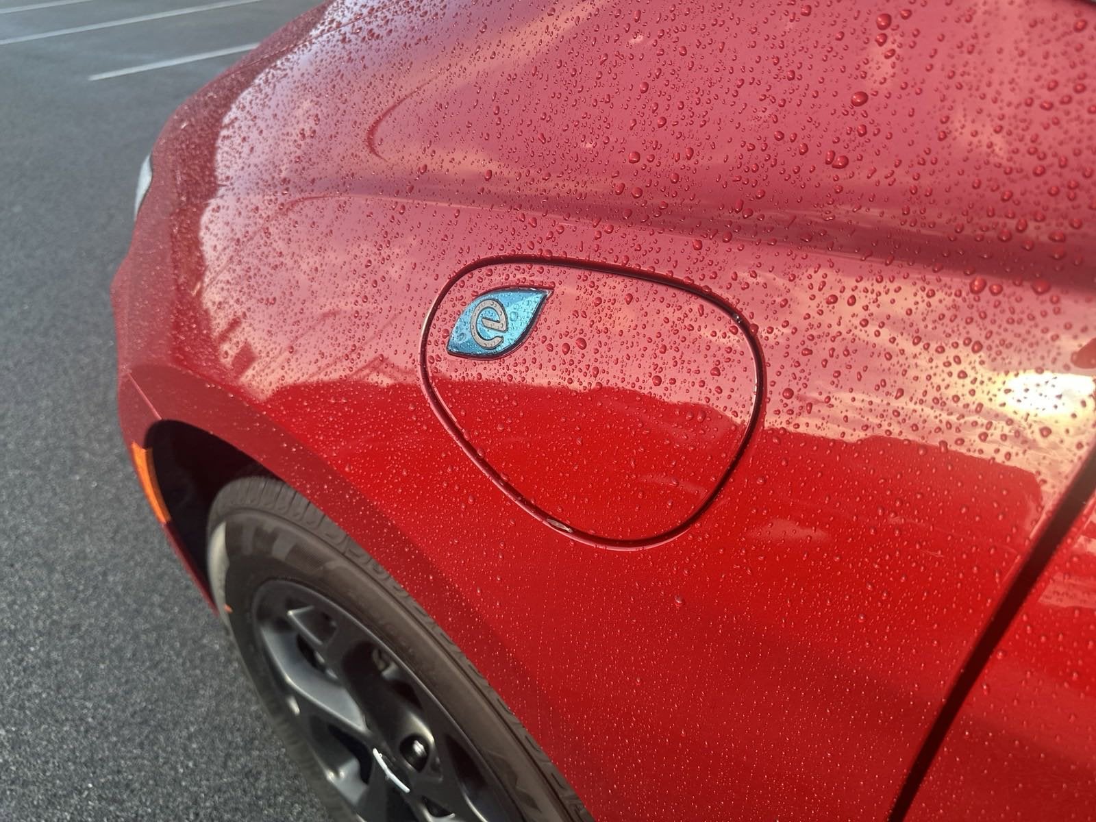 2024 Chrysler Pacifica Hybrid PACIFICA PLUG-IN HYBRID PREMIUM S APPEARANCE