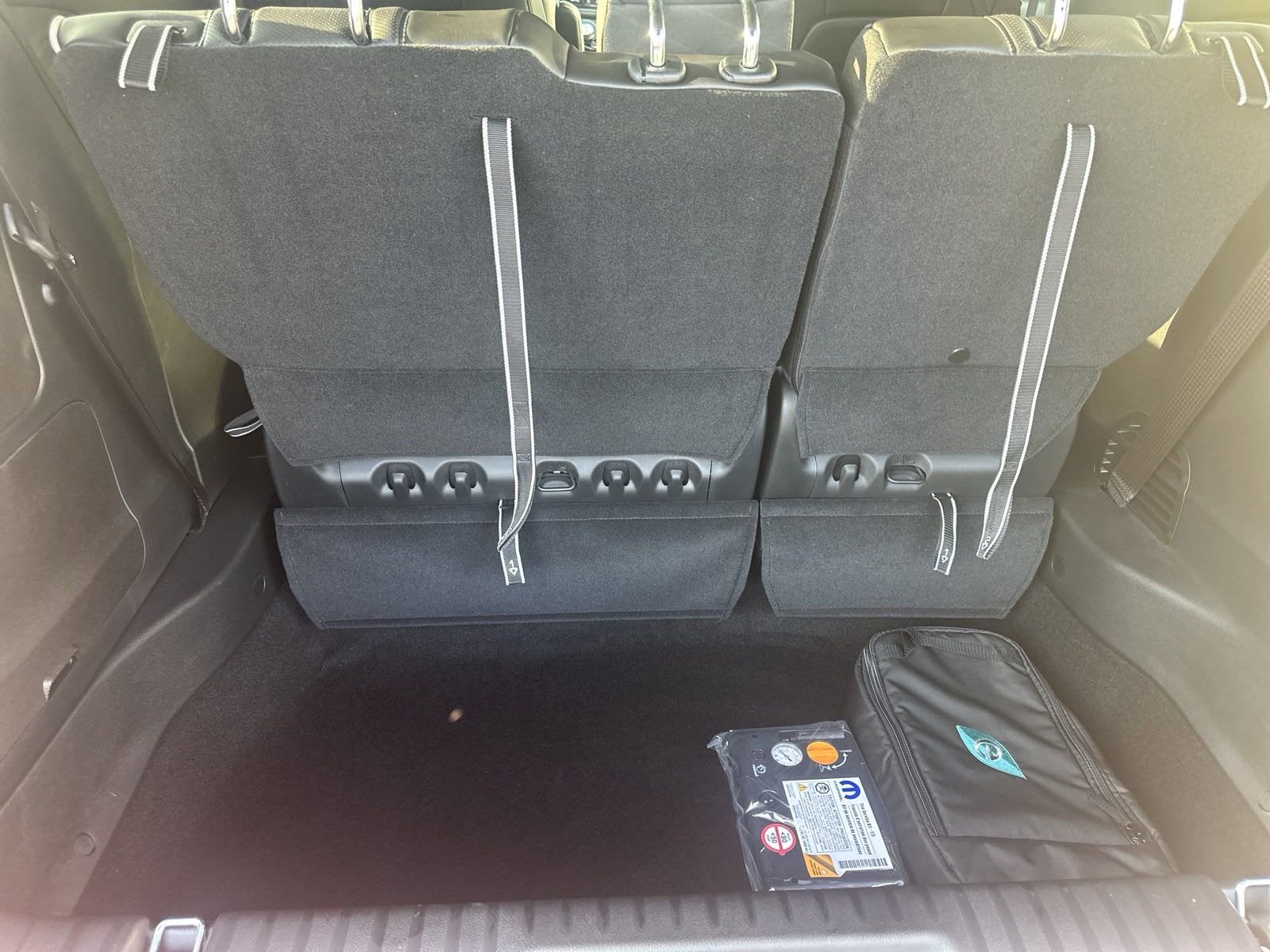 2024 Chrysler Pacifica Hybrid PACIFICA PLUG-IN HYBRID PREMIUM S APPEARANCE