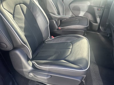 2024 Chrysler Pacifica Hybrid PACIFICA PLUG-IN HYBRID PREMIUM S APPEARANCE