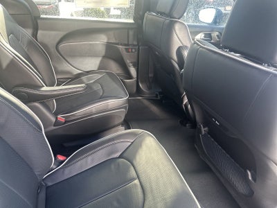 2024 Chrysler Pacifica Hybrid PACIFICA PLUG-IN HYBRID PREMIUM S APPEARANCE