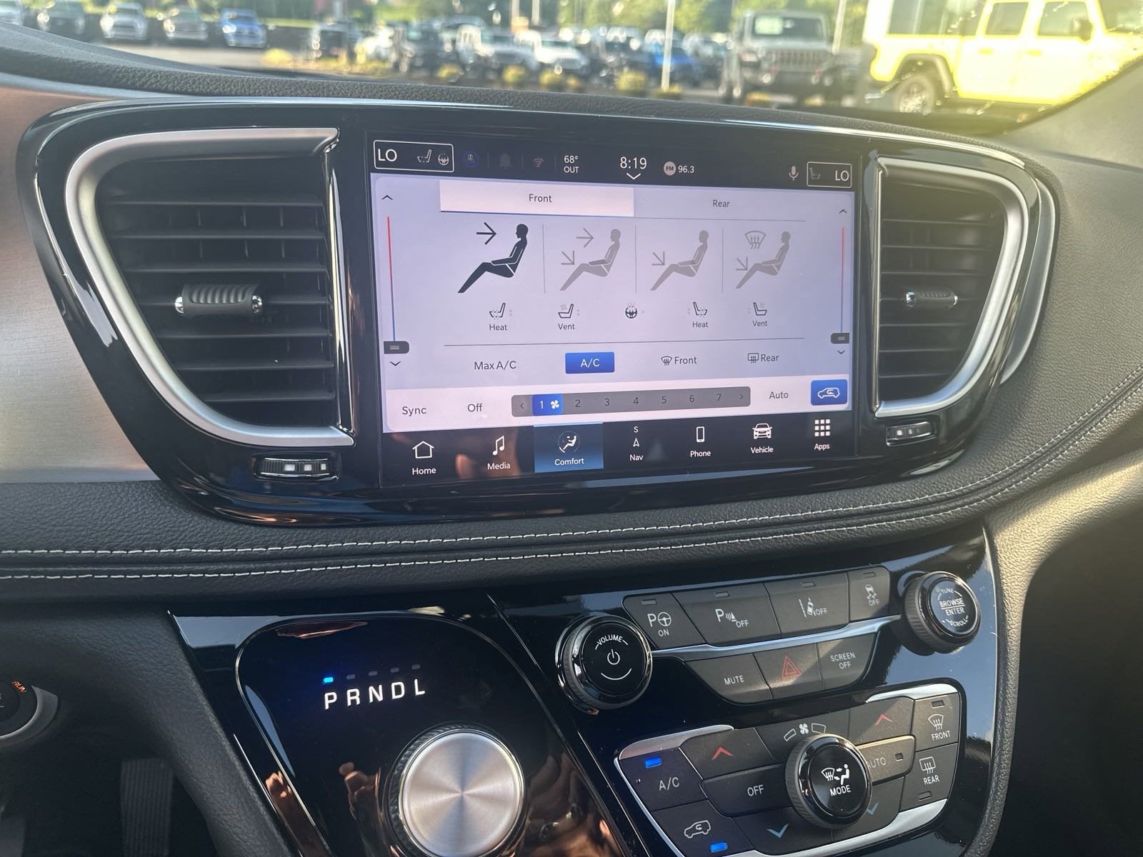 2024 Chrysler Pacifica Hybrid PACIFICA PLUG-IN HYBRID PREMIUM S APPEARANCE