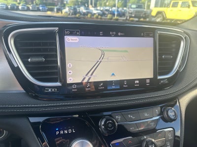 2024 Chrysler Pacifica Hybrid PACIFICA PLUG-IN HYBRID PREMIUM S APPEARANCE