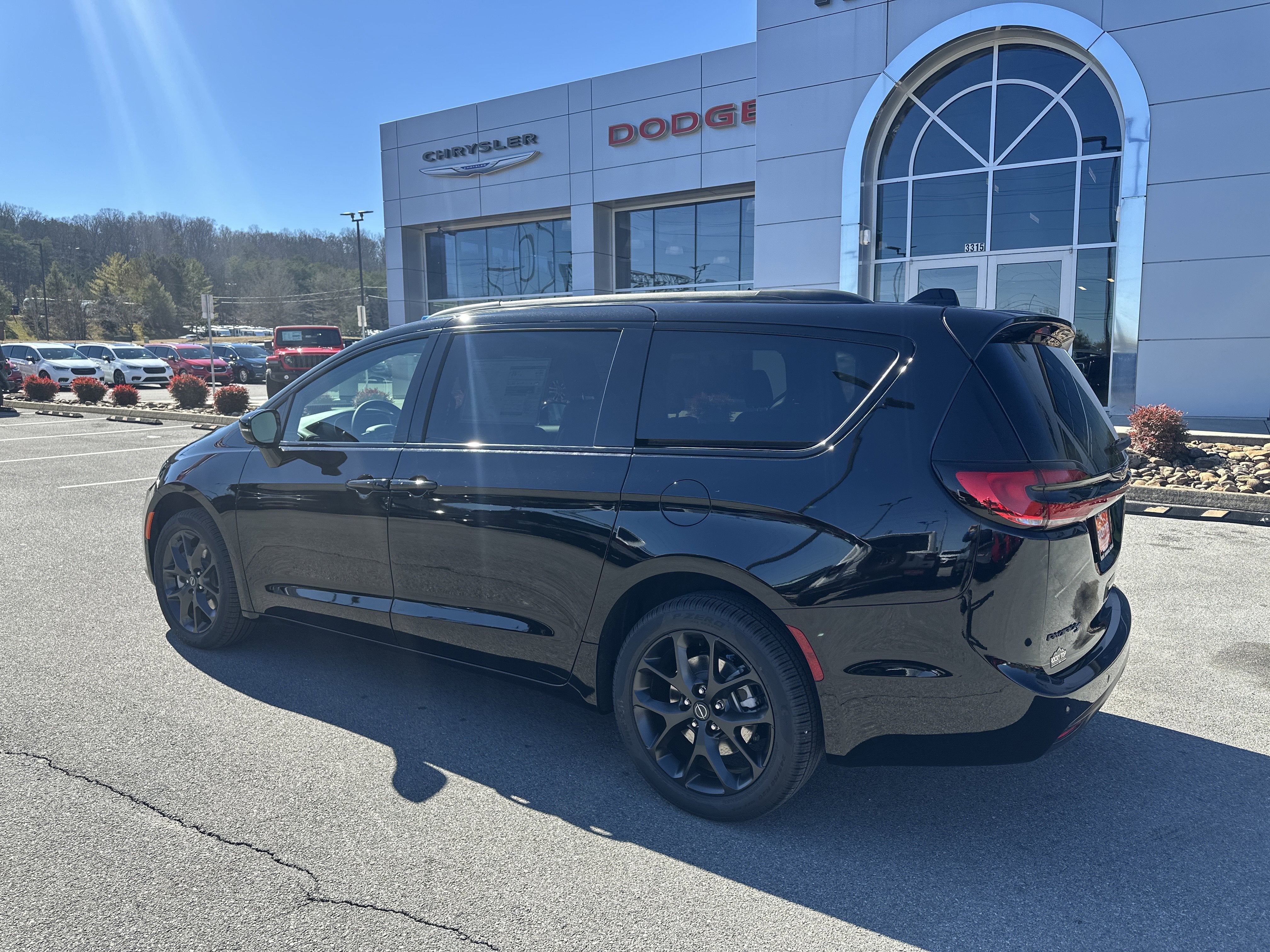 2026 Chrysler Pacifica PACIFICA SELECT AWD