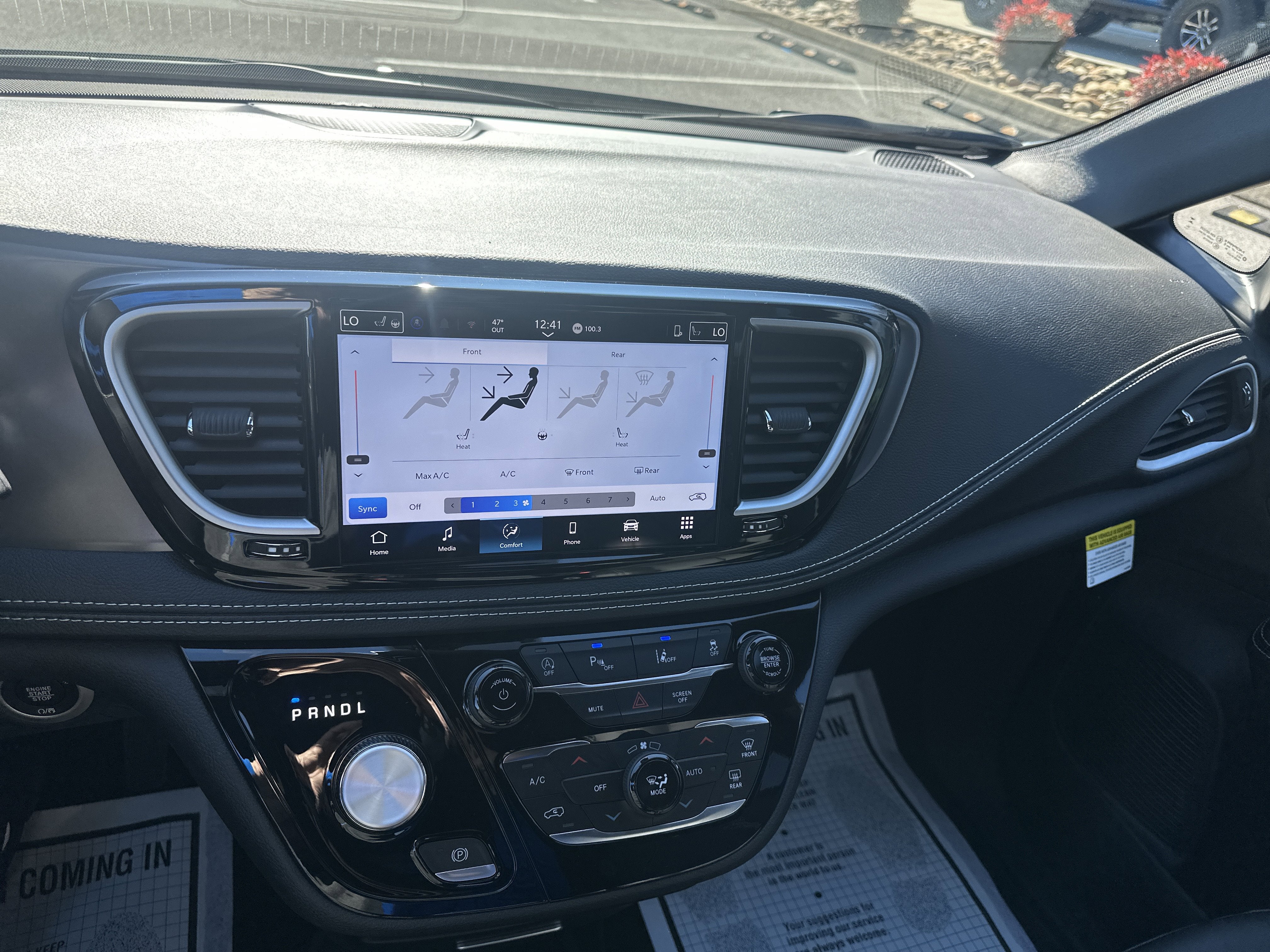 2026 Chrysler Pacifica PACIFICA SELECT AWD