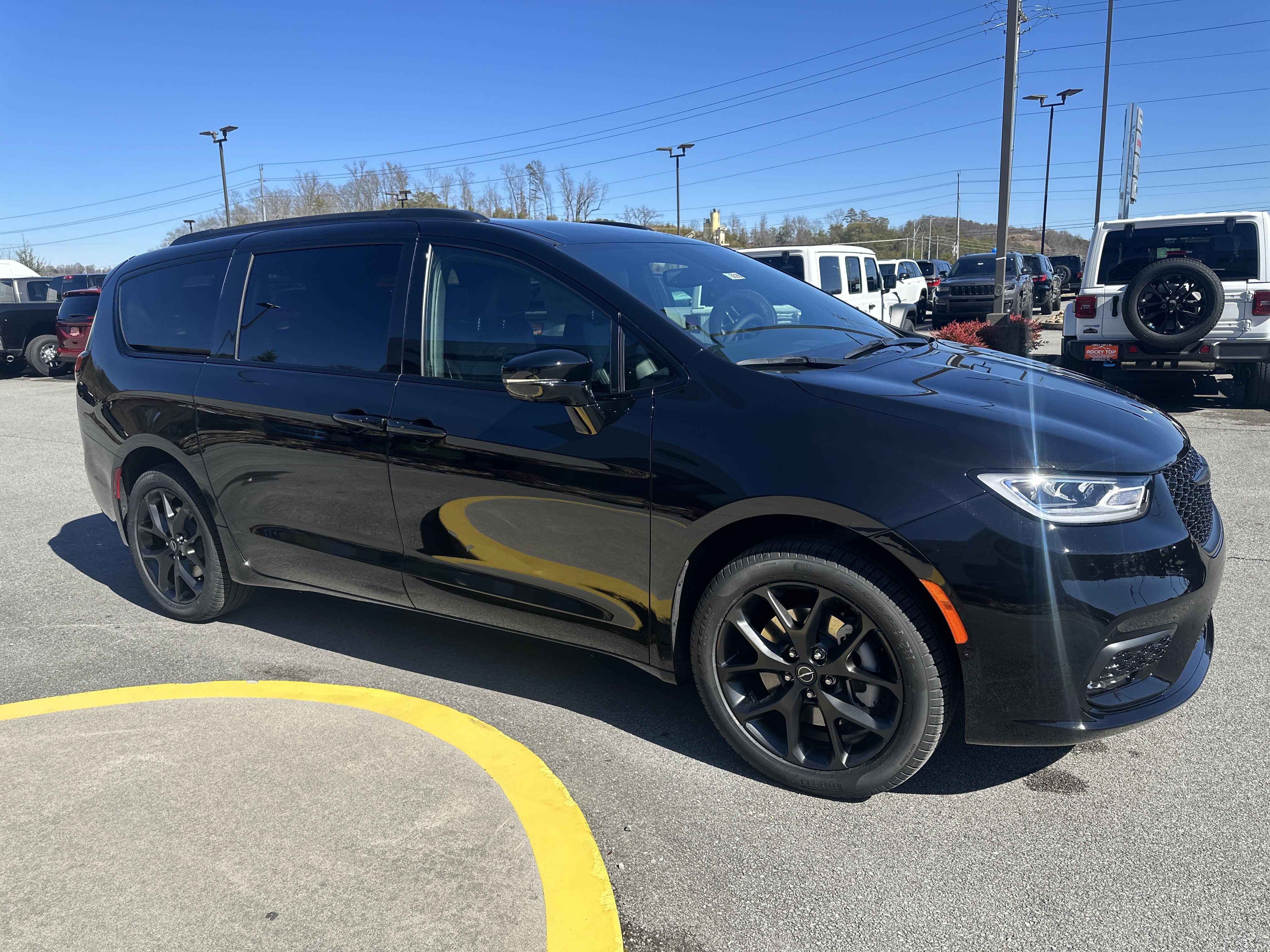 2026 Chrysler Pacifica PACIFICA SELECT AWD