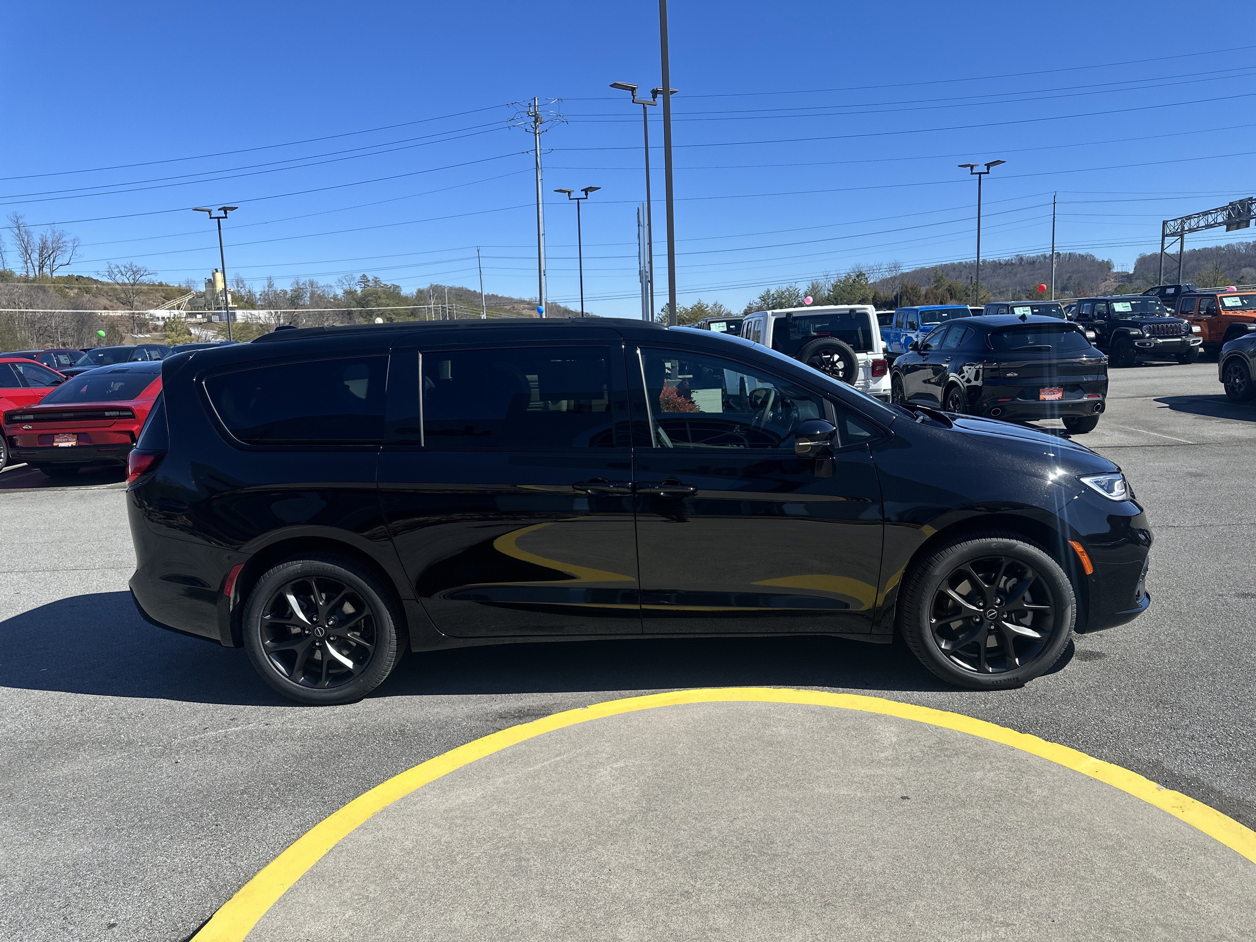 2026 Chrysler Pacifica PACIFICA SELECT AWD