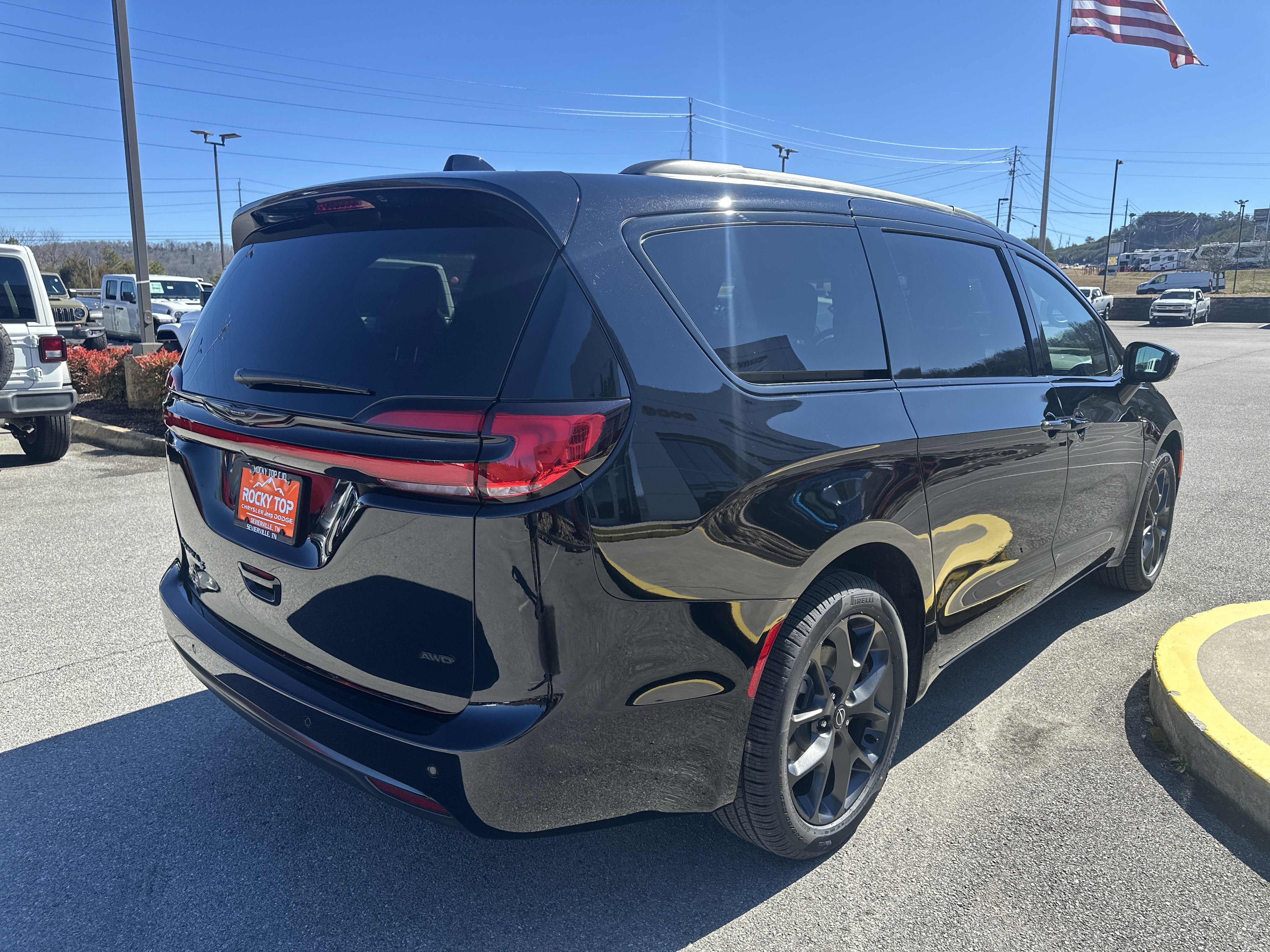 2026 Chrysler Pacifica PACIFICA SELECT AWD